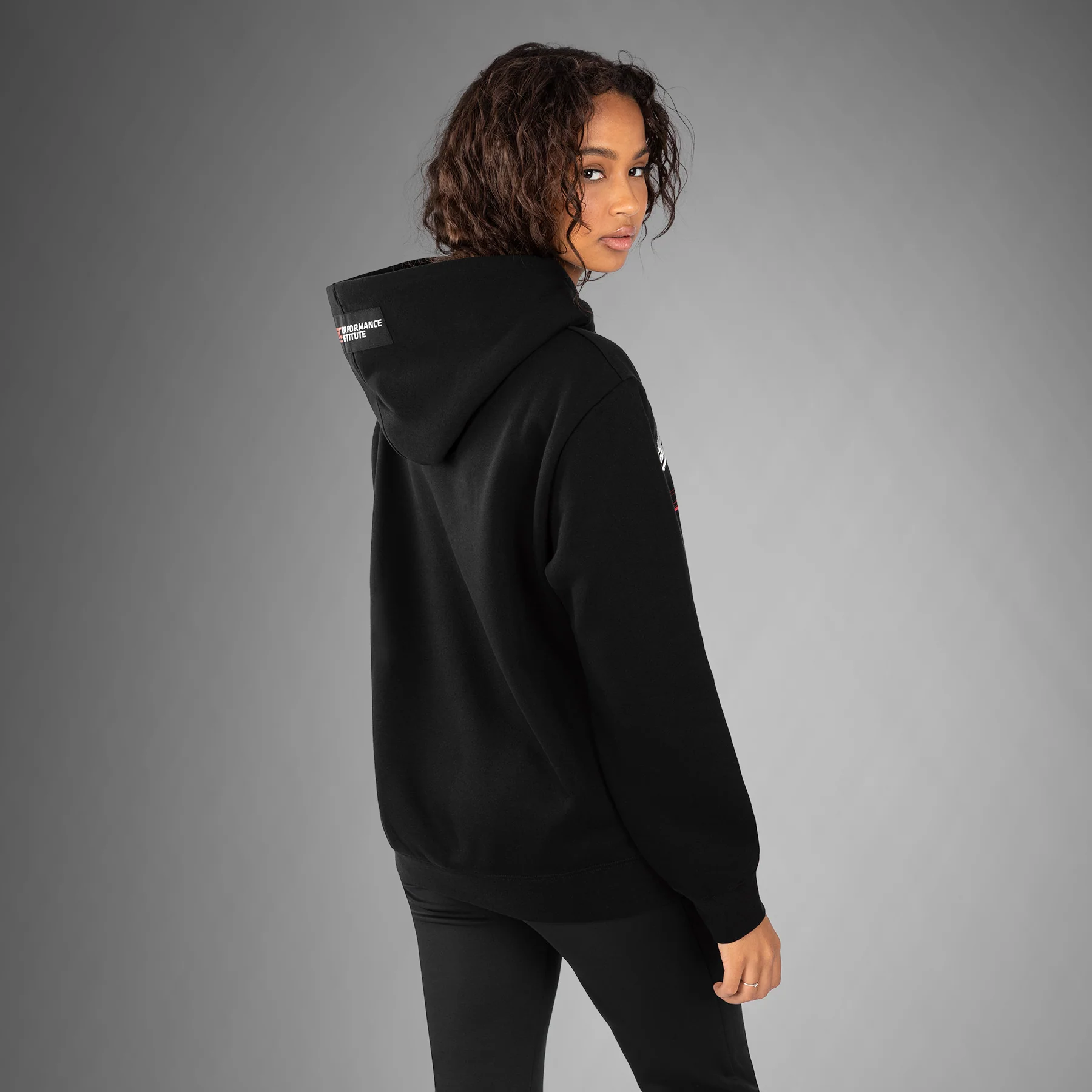 UFC Venum Performance Institute 2.0 Sudadera con capucha para mujer - Negro/Rojo - Image 4