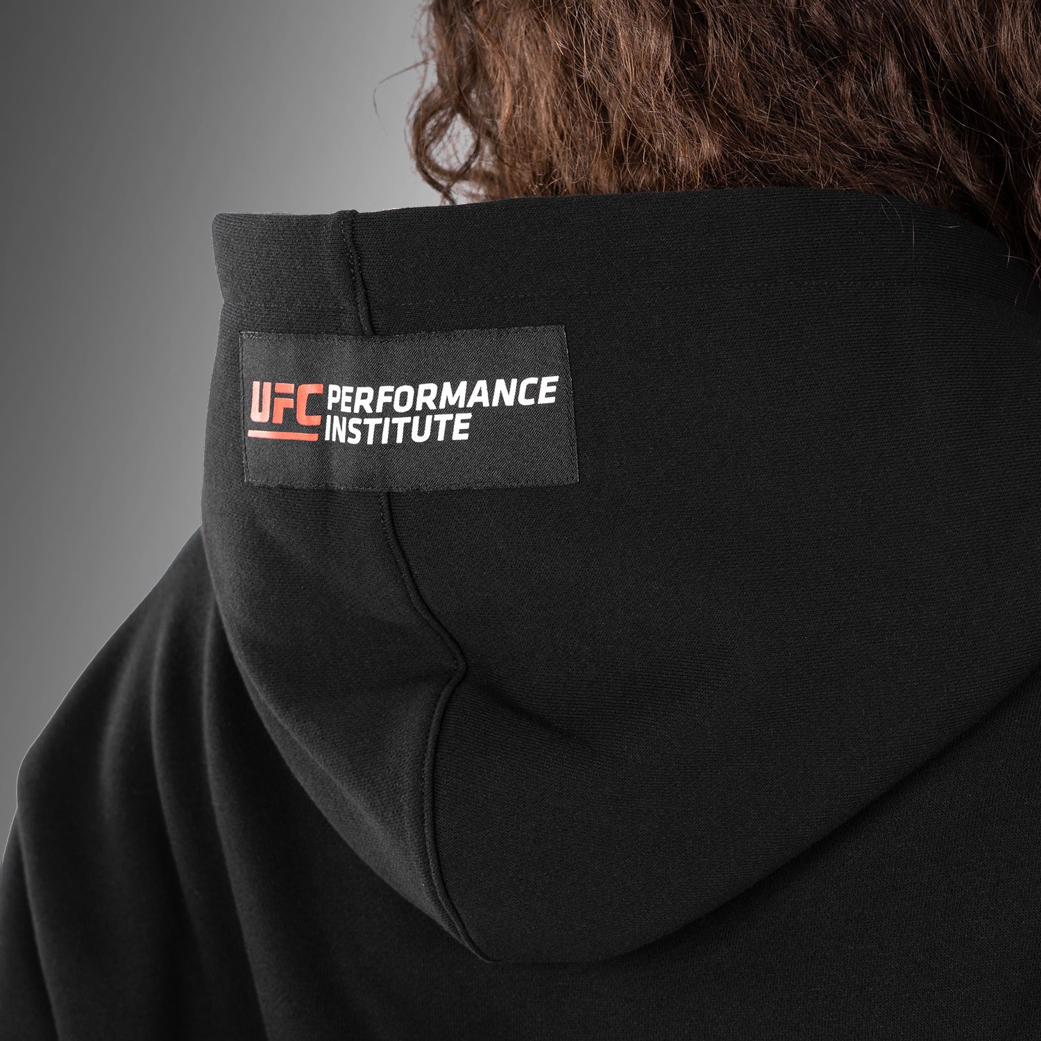 UFC Venum Performance Institute 2.0 Sudadera con capucha para mujer - Negro/Rojo - Image 7