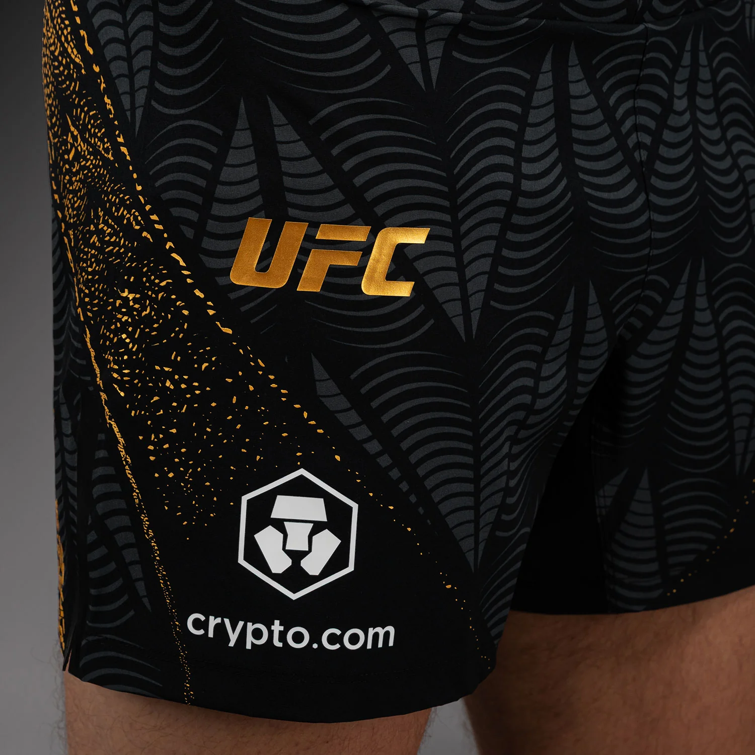 UFC Zenith by Venum Authentic Fight Night Short de pelea ajuste corto Hombre - Champion - Image 4