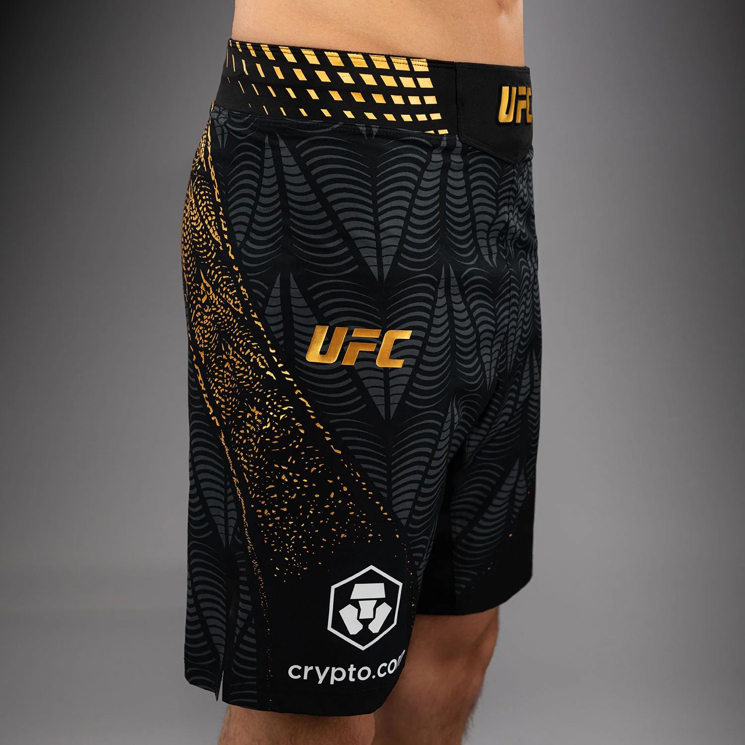 UFC Zenith by Venum Authentic Fight Night Short de pelea ajuste largo Hombre - Champion - Image 4