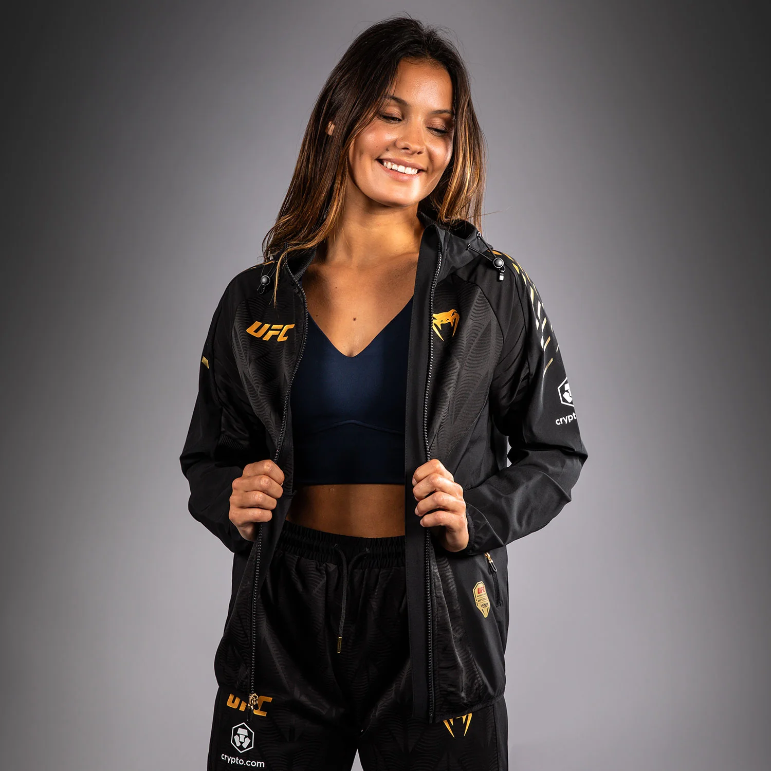 UFC Zenith by Venum Authentic Fight Night Sudadera de walkout Mujer - Champion - Image 5