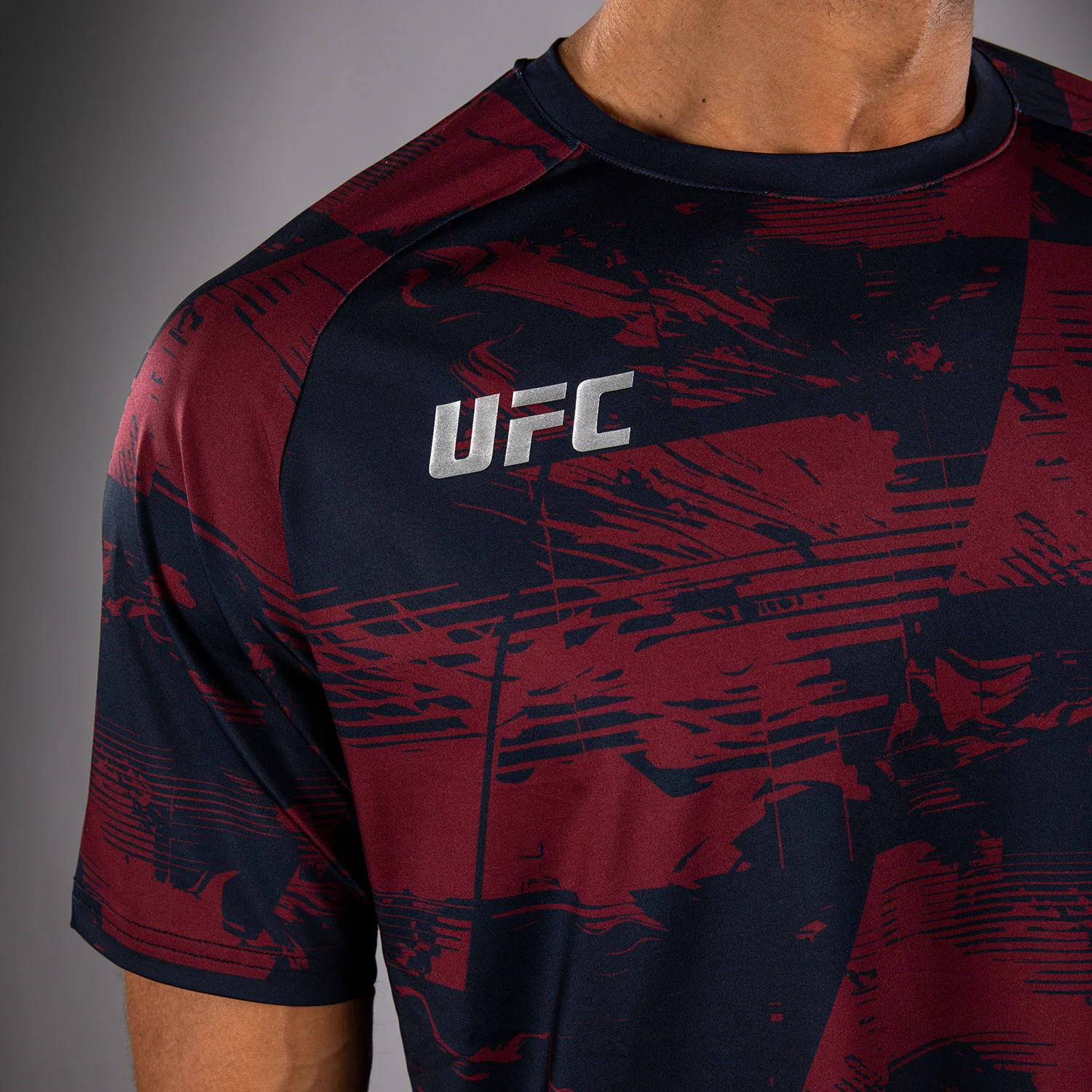UFC Zenith by Venum Authentic Fight Week Camiseta de manga corta Performance Hombre - Azul marino/Burdeos/Plateado - Image 4