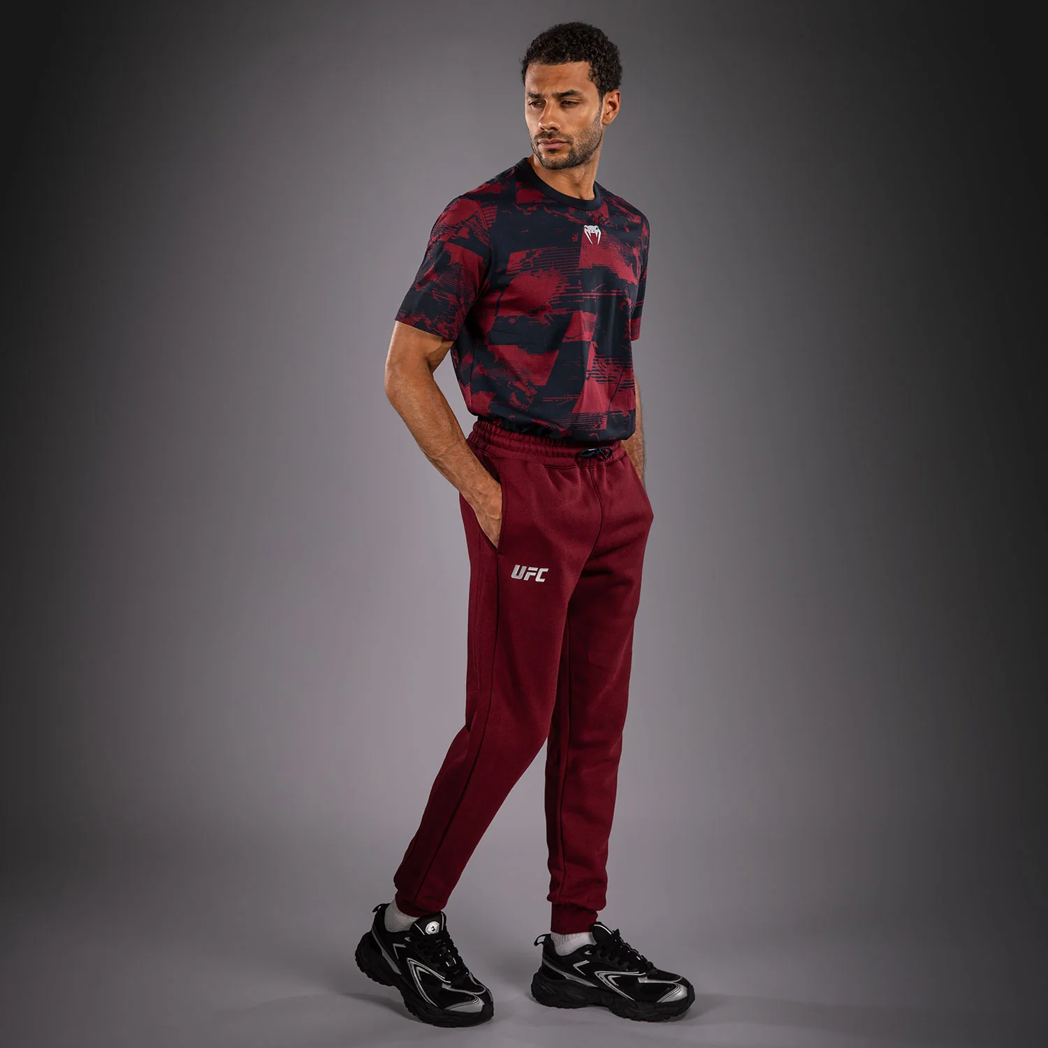 UFC Zenith by Venum Authentic Fight Week Pantalón Hombre - Burdeos - Image 6