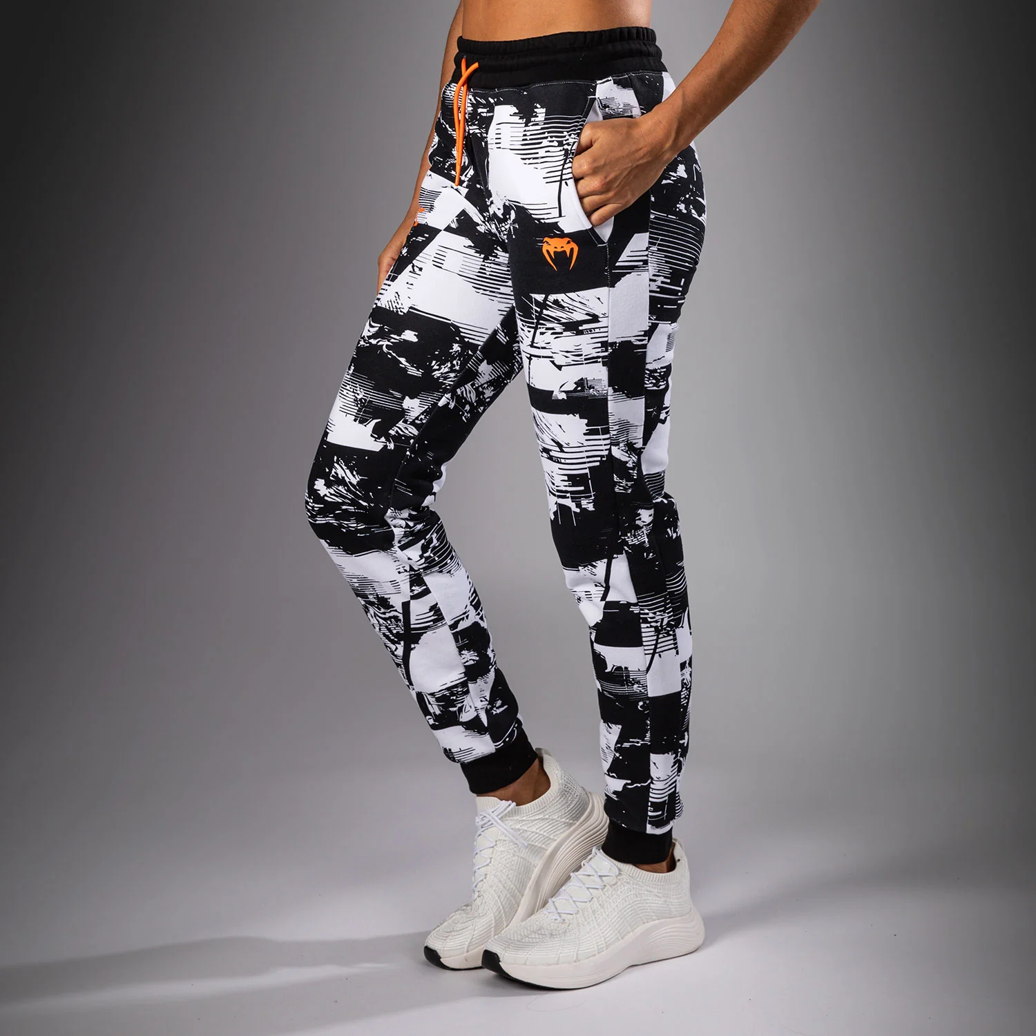 UFC Zenith by Venum Authentic Fight Week Pantalón Mujer - Blanco - Image 3