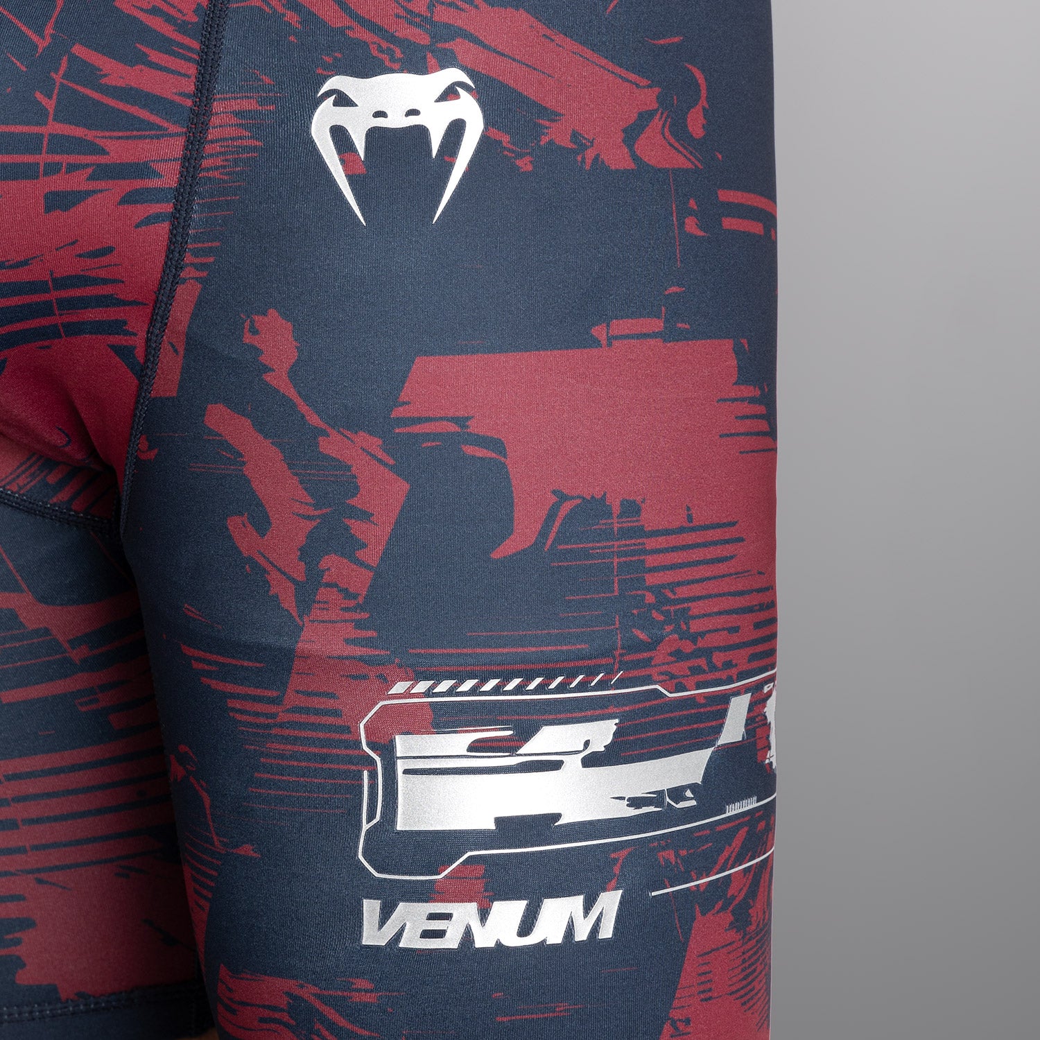 UFC Zenith by Venum Authentic Fight Week Short Vale Tudo Performance Hombre - Azul marino/Burdeos/Plateado - Image 6