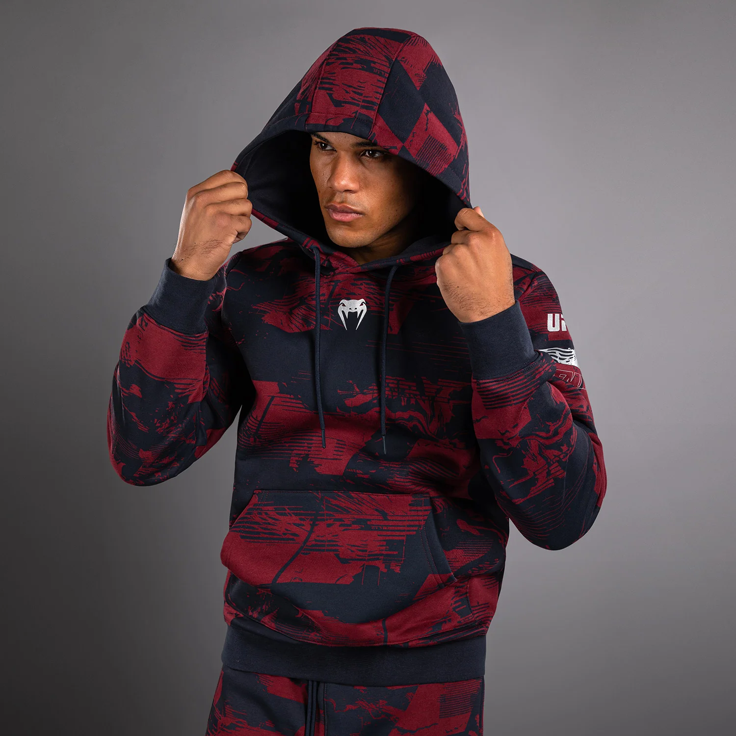 UFC Zenith by Venum Authentic Fight Week Sudadera Hombre - Azul marino/Burdeos/Plateado - Image 3