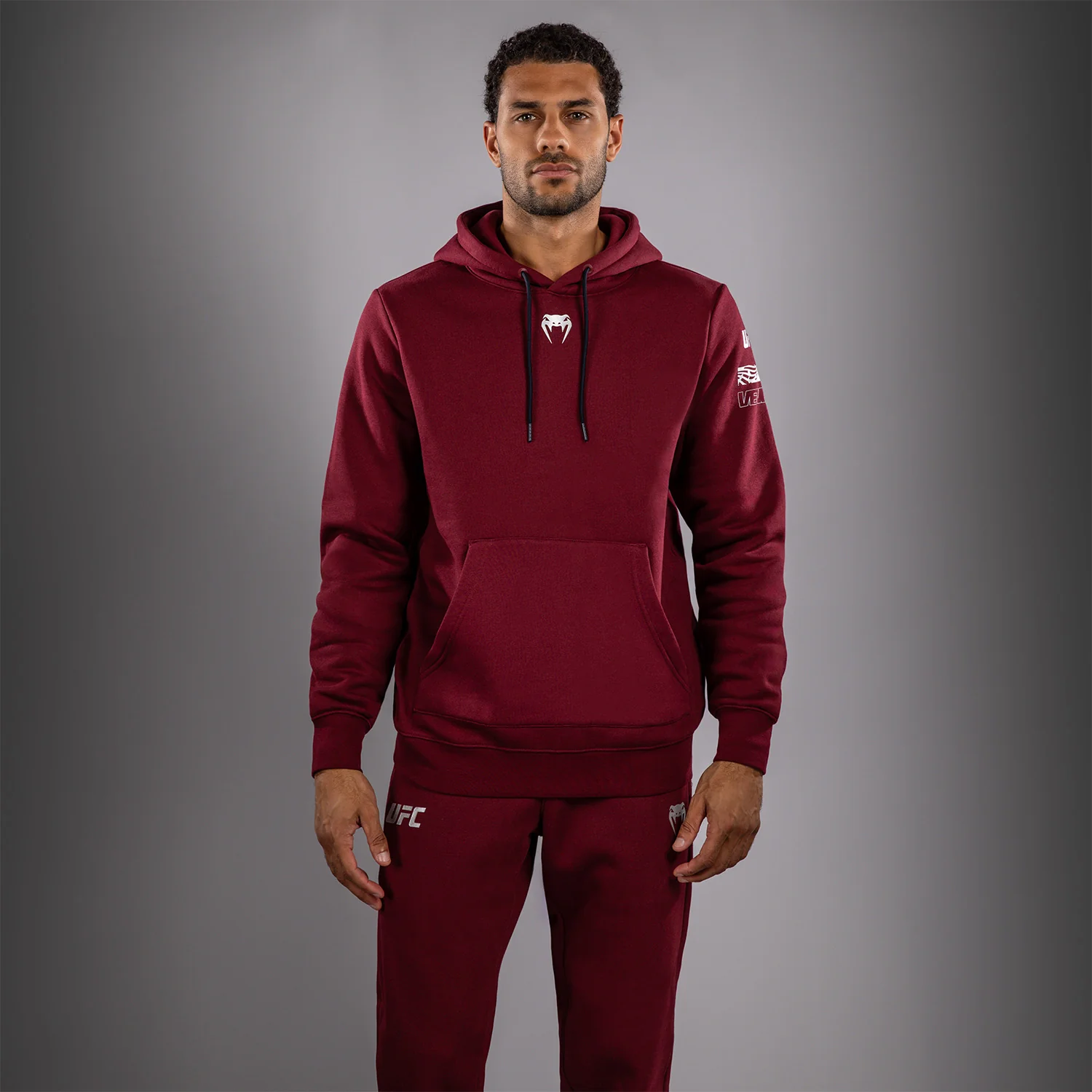 UFC Zenith by Venum Authentic Fight Week Sudadera Hombre - Burdeos