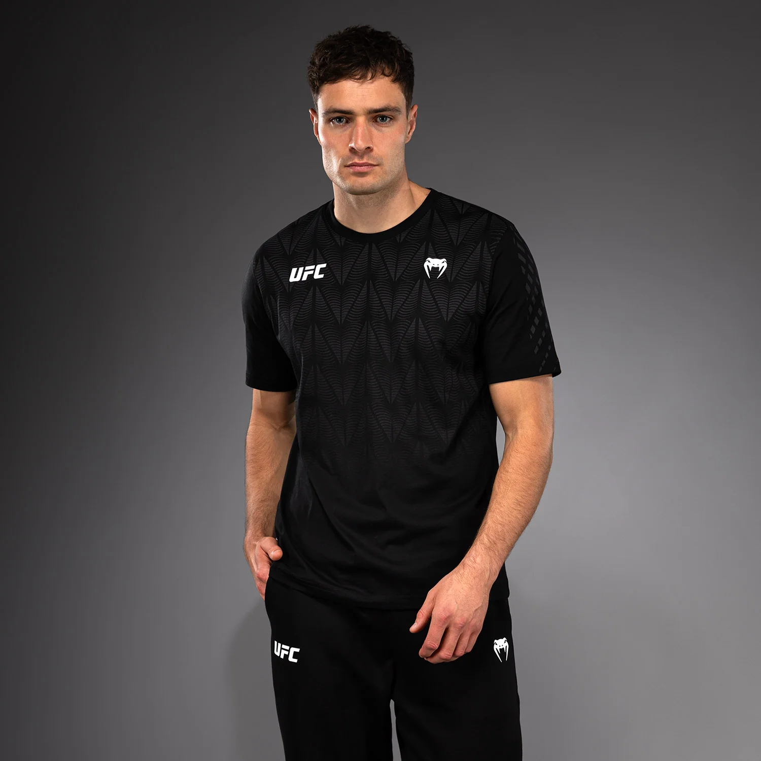 UFC Zenith by Venum Replica Camiseta Hombre - Negro - Image 2