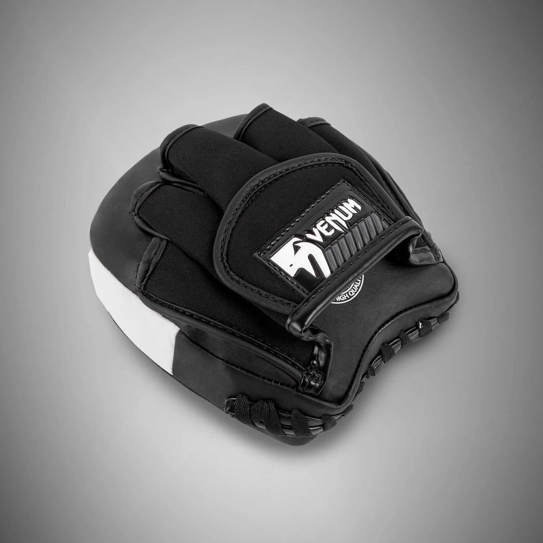 Venum Elite Guantes de Entrenamiento Gruesos de Cuero Mini (Par) - Negro/Blanco - Image 3