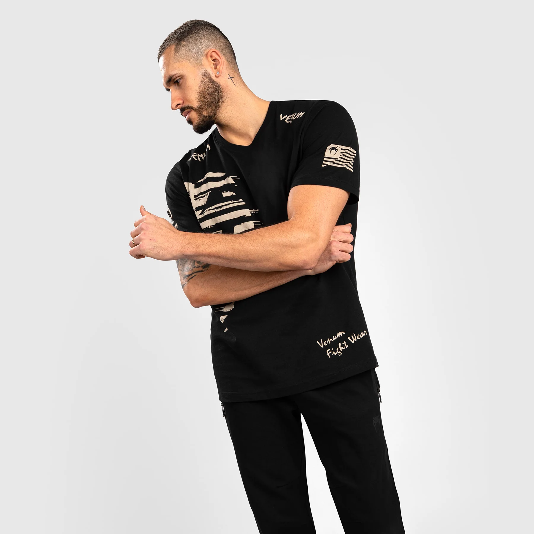 CAMISETA VENUM GIANT USA - REGULAR FIT - NEGRA - Image 4