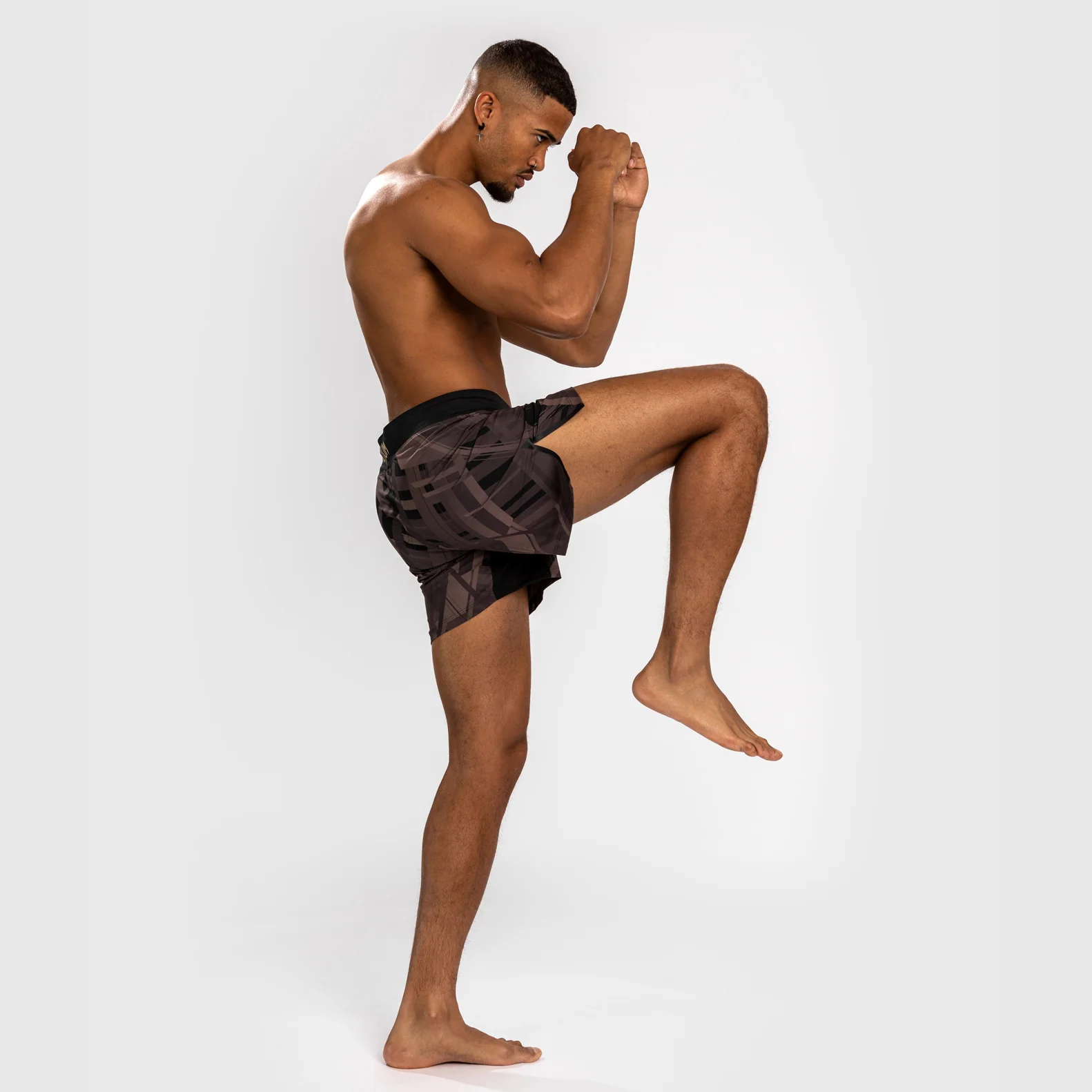 Venum Tecmo 2.0 Fightshort - Negro/Marrón - Image 3