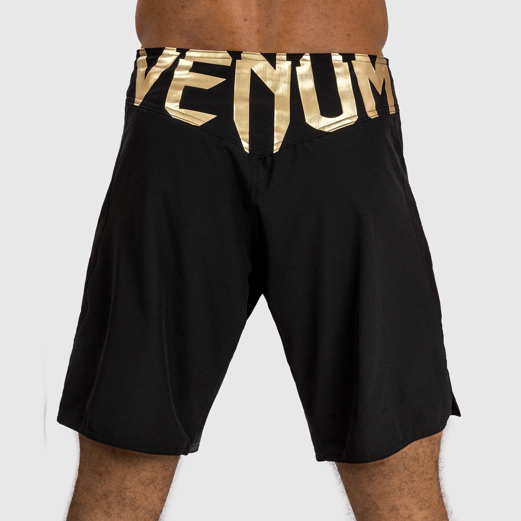 Venum Light 5.0 Fightshorts - Negro/Dorado - Image 5