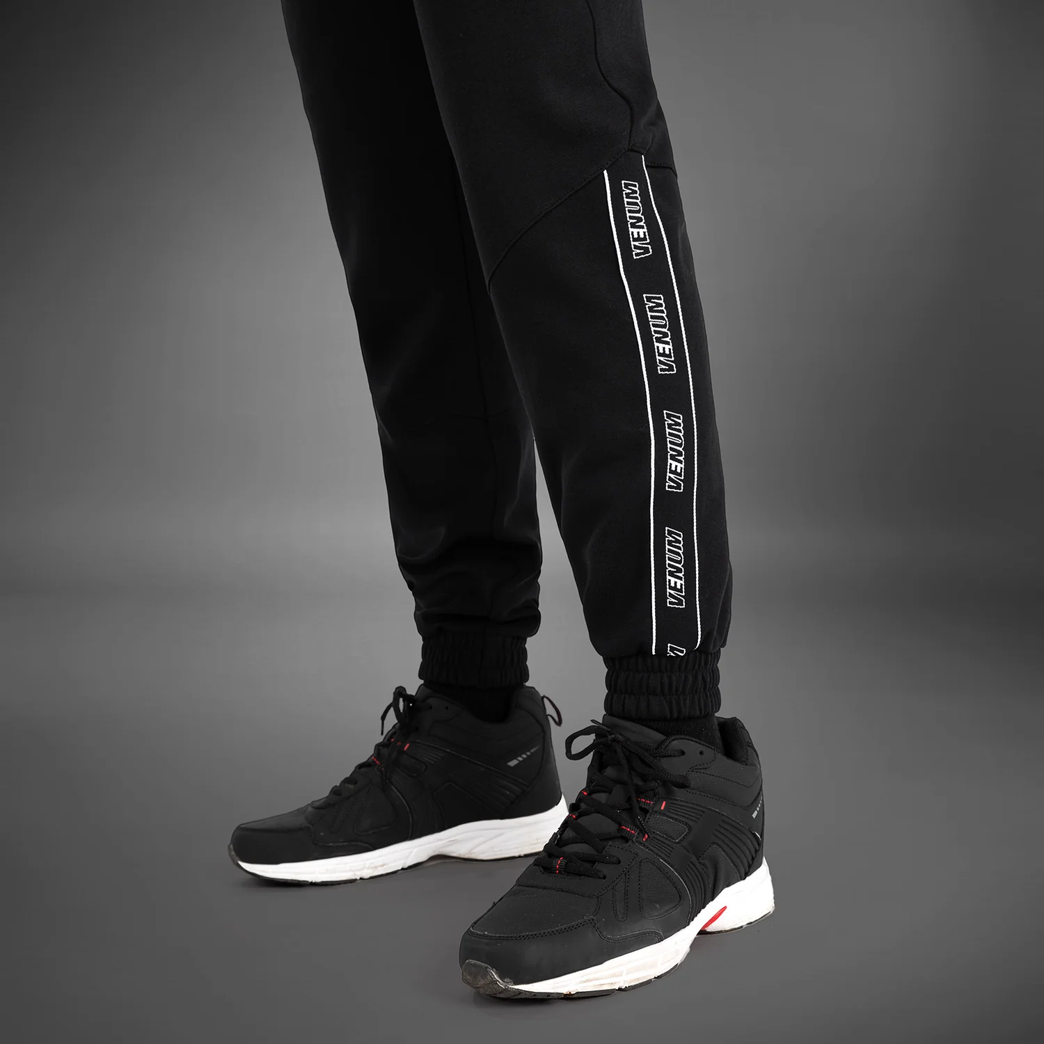 Venum Contender 4.0 Joggers para hombre - Negro - Image 2