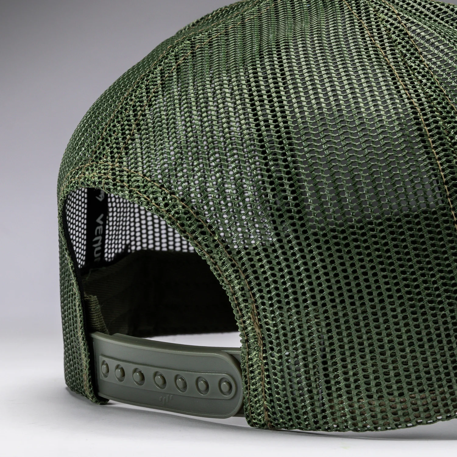 Venum Gorra Trucker - Verde Arcilla - Image 5