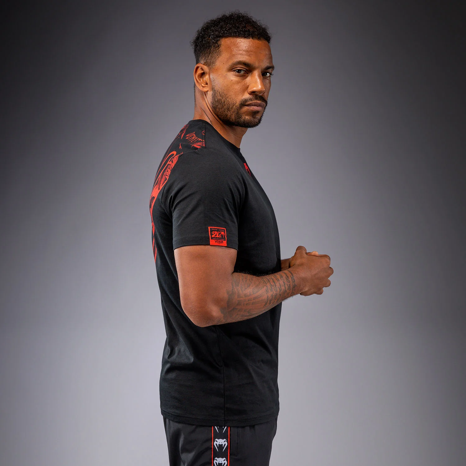 Venum 20th Anniversary Camiseta - Negro/Rojo - Image 3