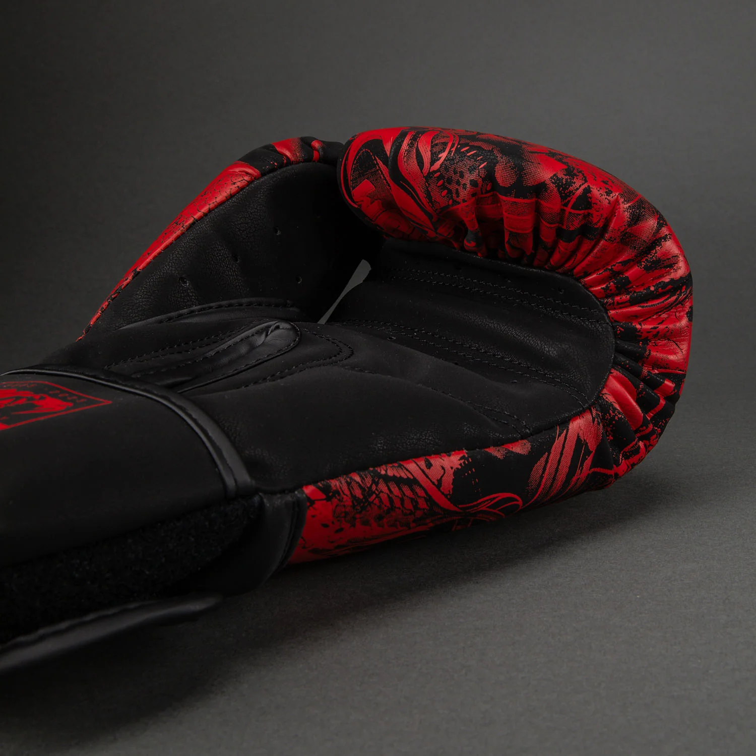 Venum 20th Anniversary Guantes de Boxeo - Negro/Rojo - Image 4