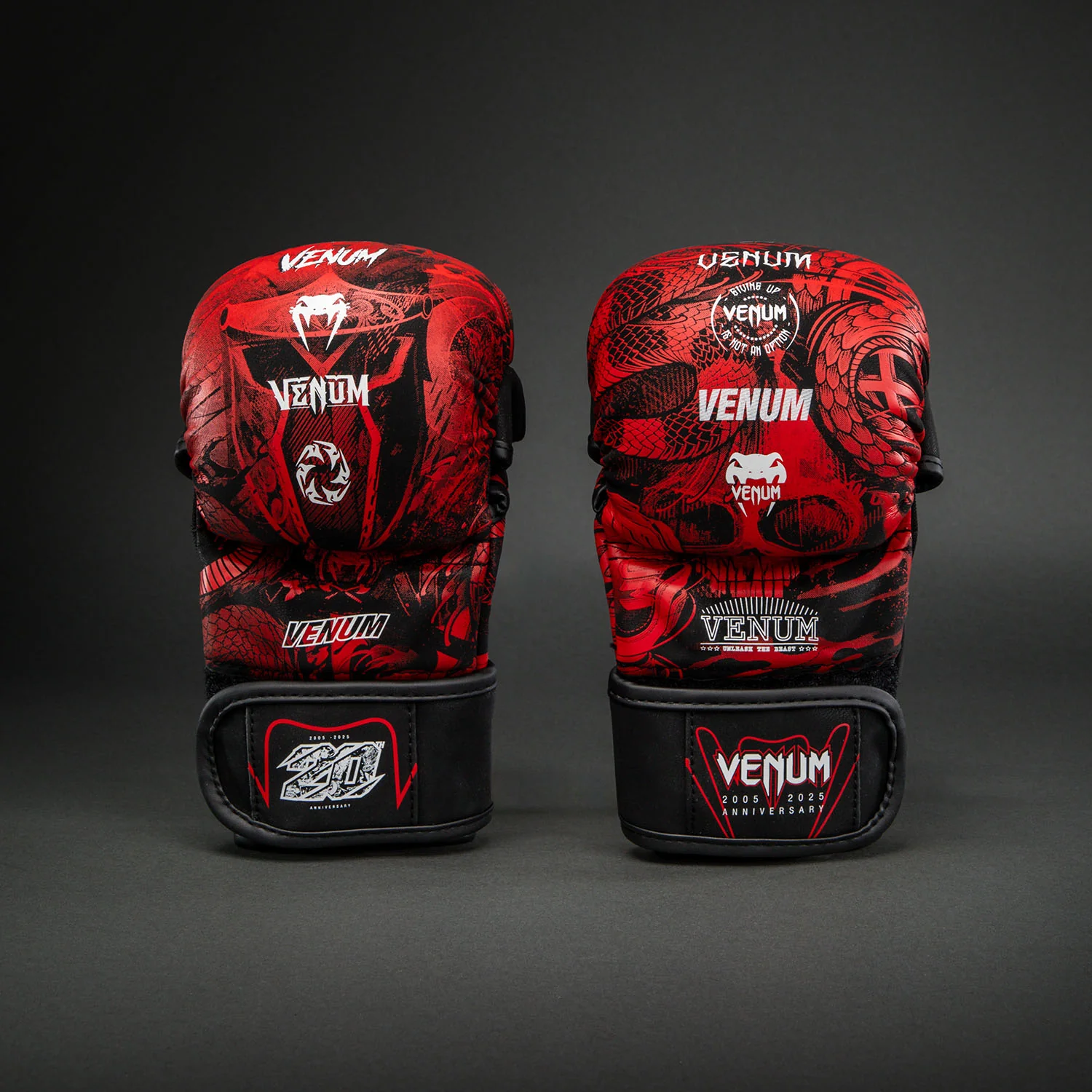 Venum 20th Anniversary Guantes de sparring - Negro/Rojo - Image 3
