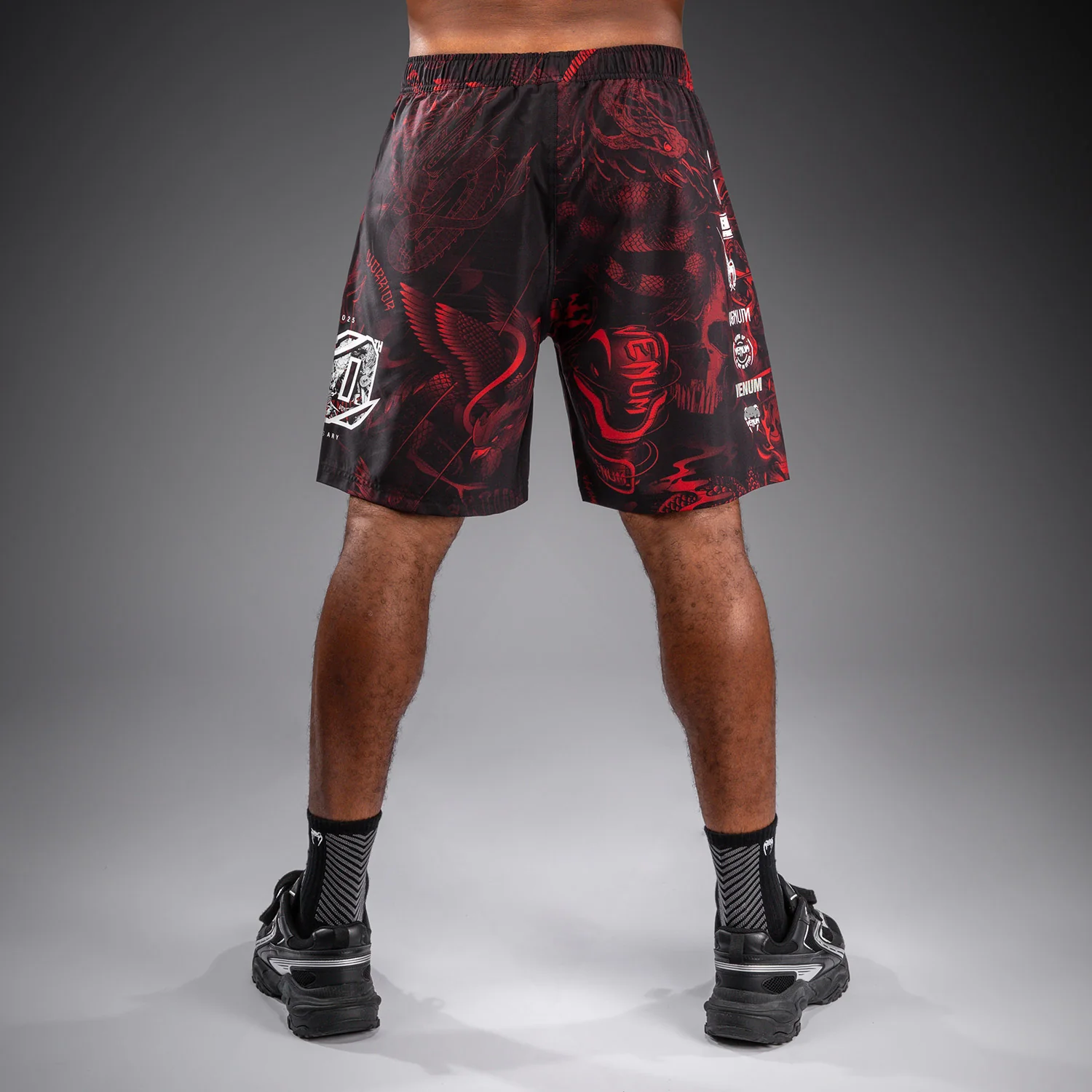 Venum 20th Anniversary Short de Entrenamiento - Negro/Rojo - Image 4
