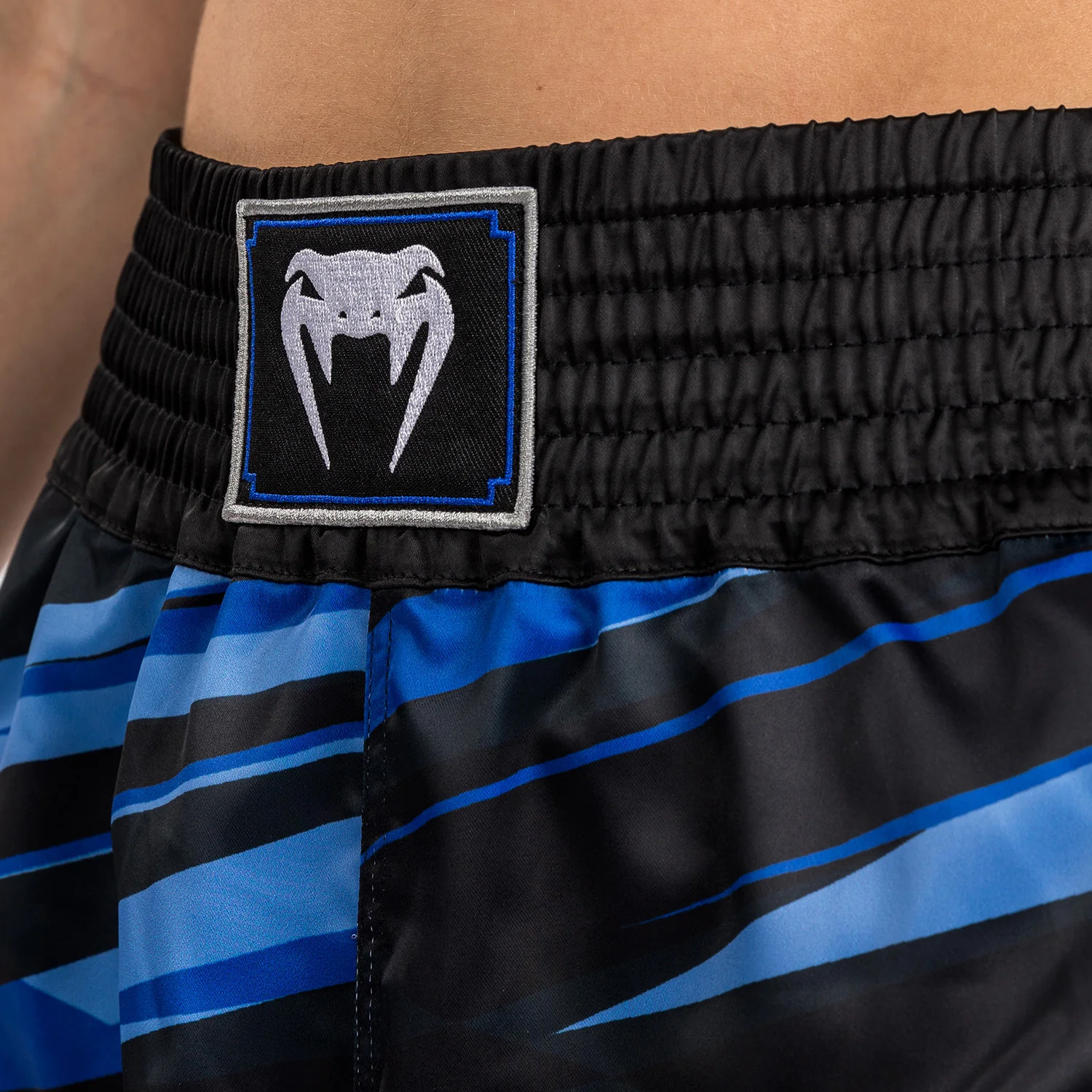 Venum Abyss Pantalones Cortos de Muay Thai para Mujer - Azul Sombra - Image 7
