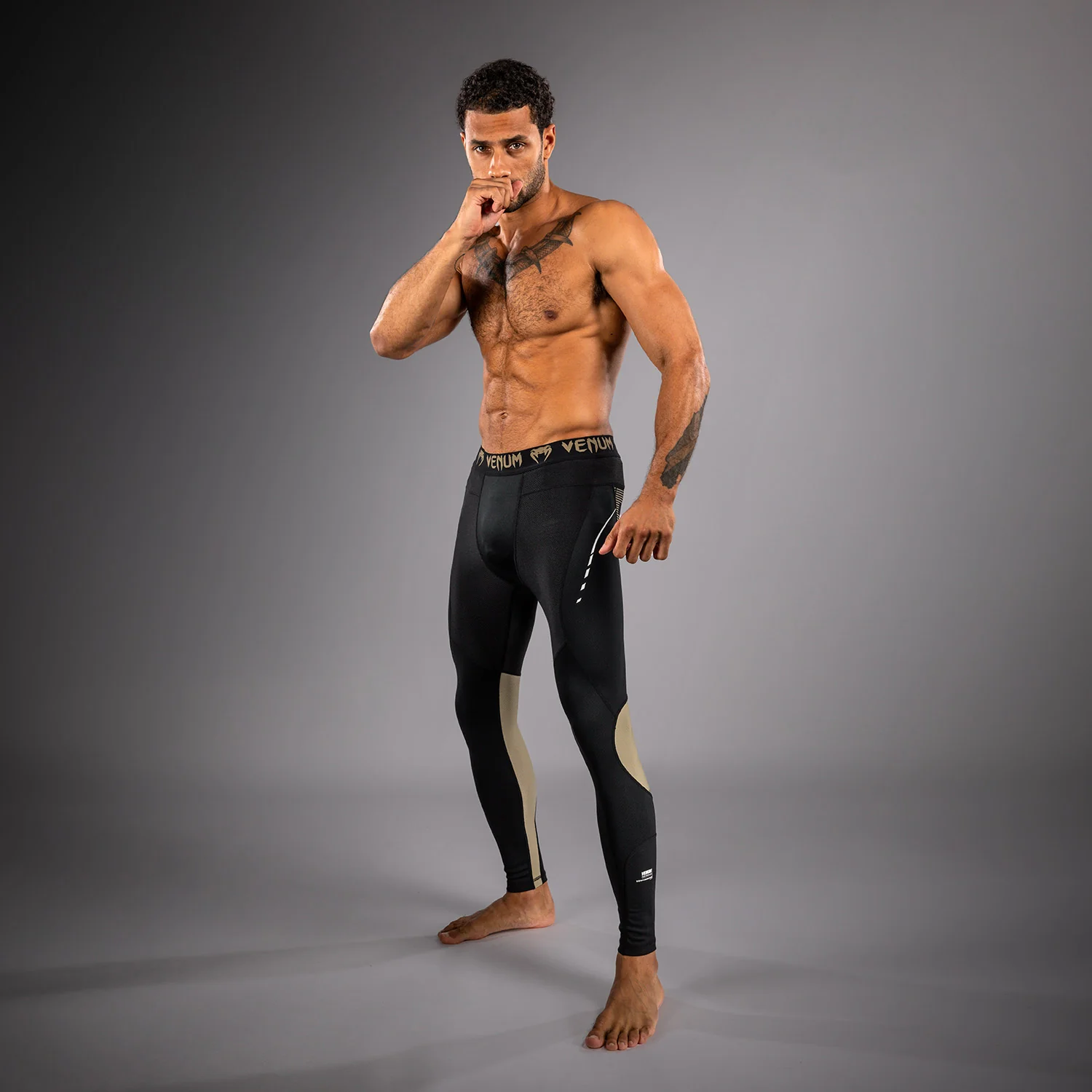 Venum Adrenaline Pantalones Compresivos – Negro/Arena - Image 8