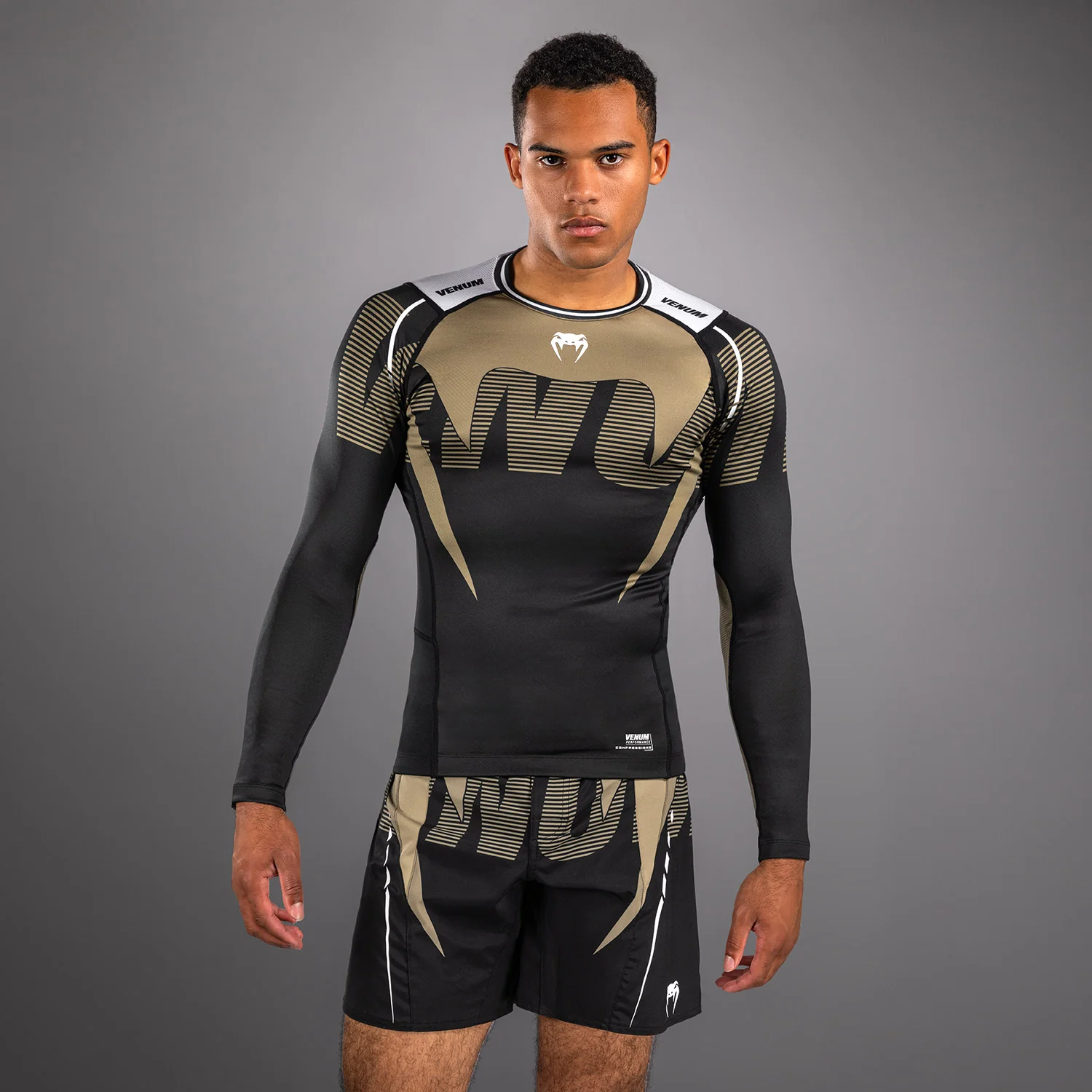 Venum Adrenaline Rashguard Manga Larga – Negro/Arena