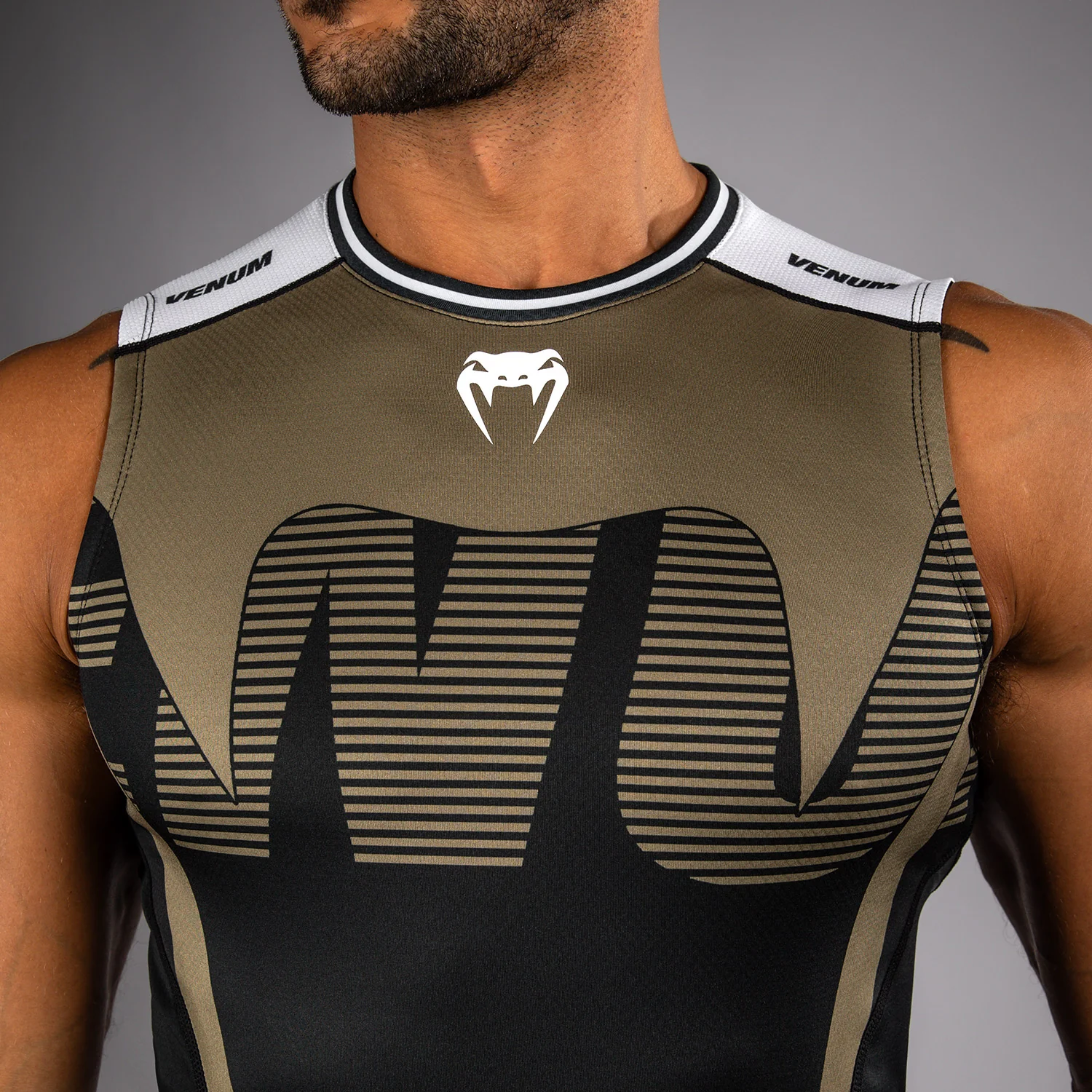 Venum Adrenaline Rashguards Sin Mangas – Negro/Arena - Image 3