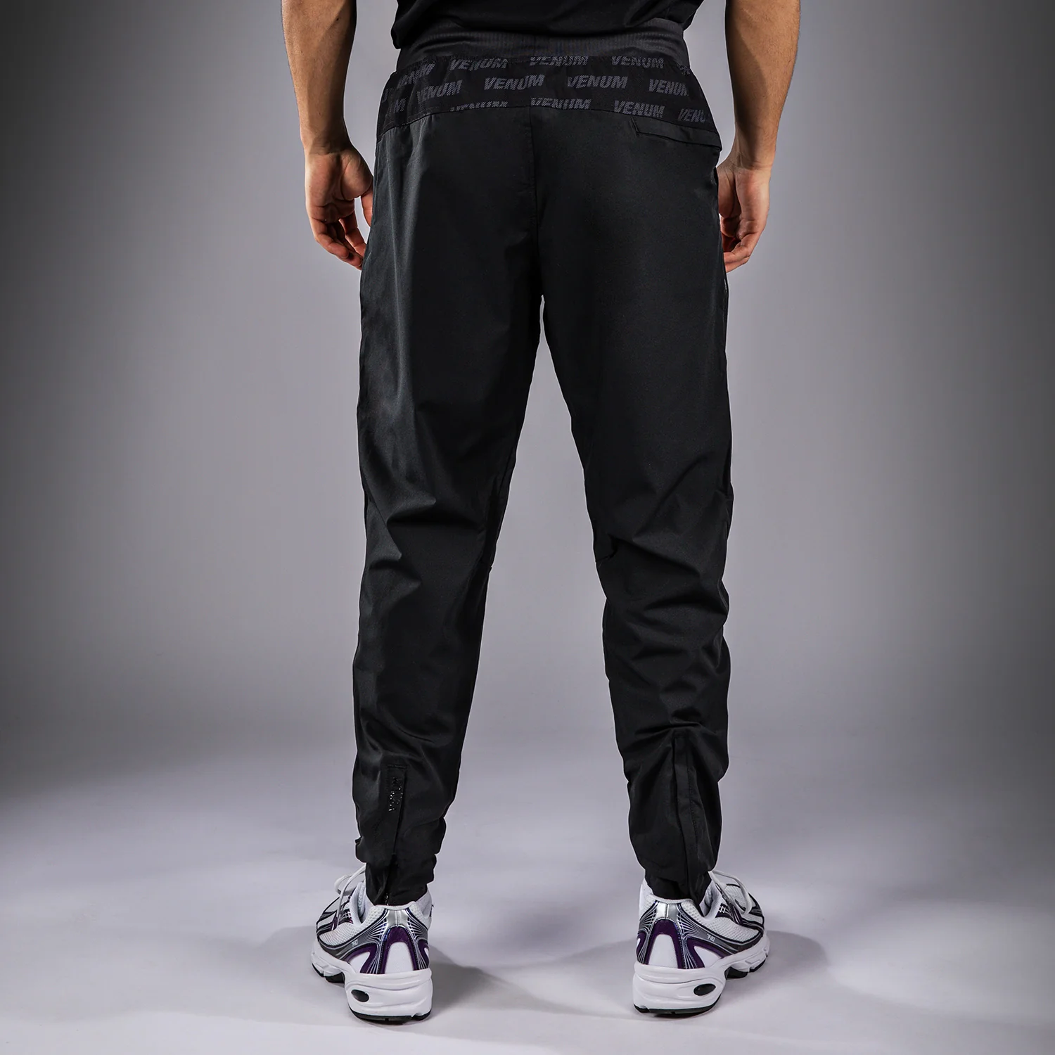Venum Aero Joggers - Negro - Image 3
