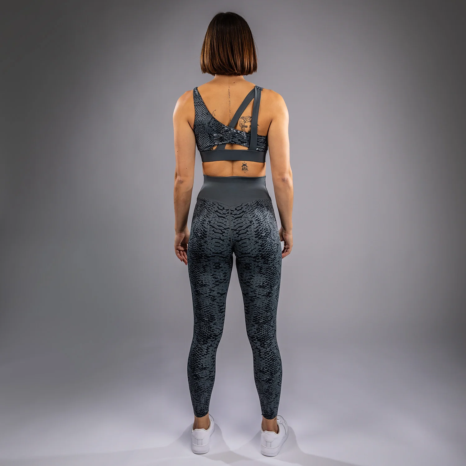 Venum Amazonia Sujetador deportivo para Mujer - Gris Oscuro - Image 4