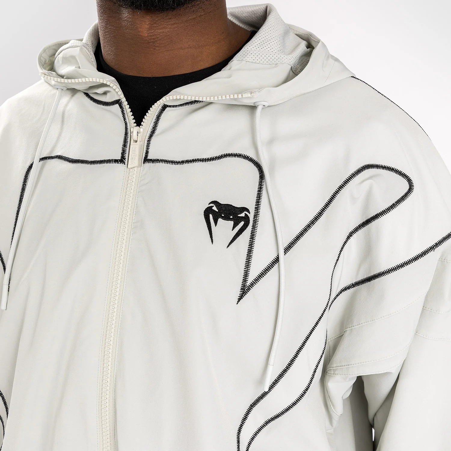 Venum Attack 90 Chaqueta de Chándal - Arena/Negro - Image 7