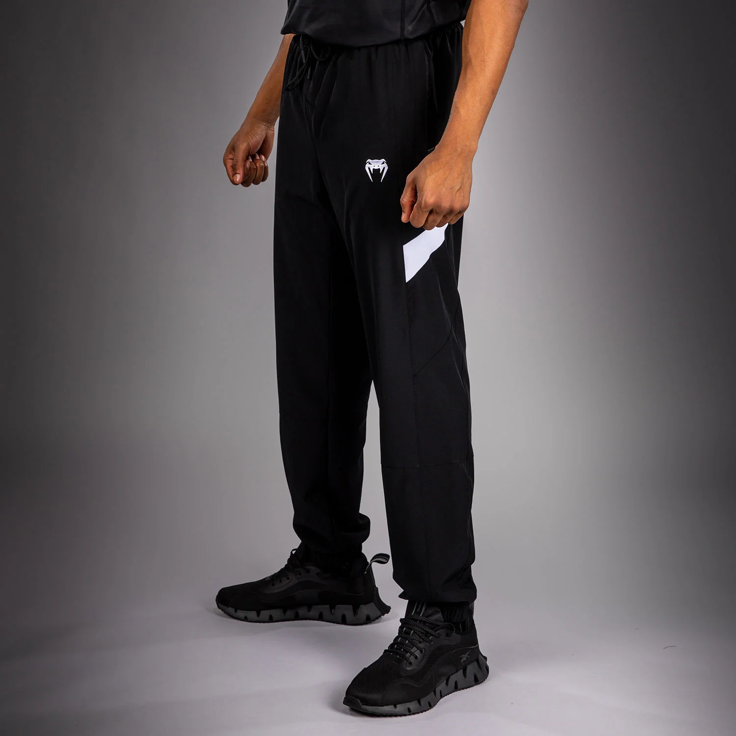 Venum Attack 90 Pantalón Jogger – Blanco/Negro - Image 2