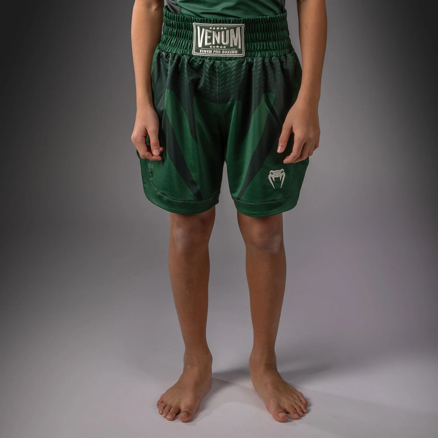Venum Attack Pantalones Cortos de Boxeo Infantil - Verde Bosque/ Blanco Roto