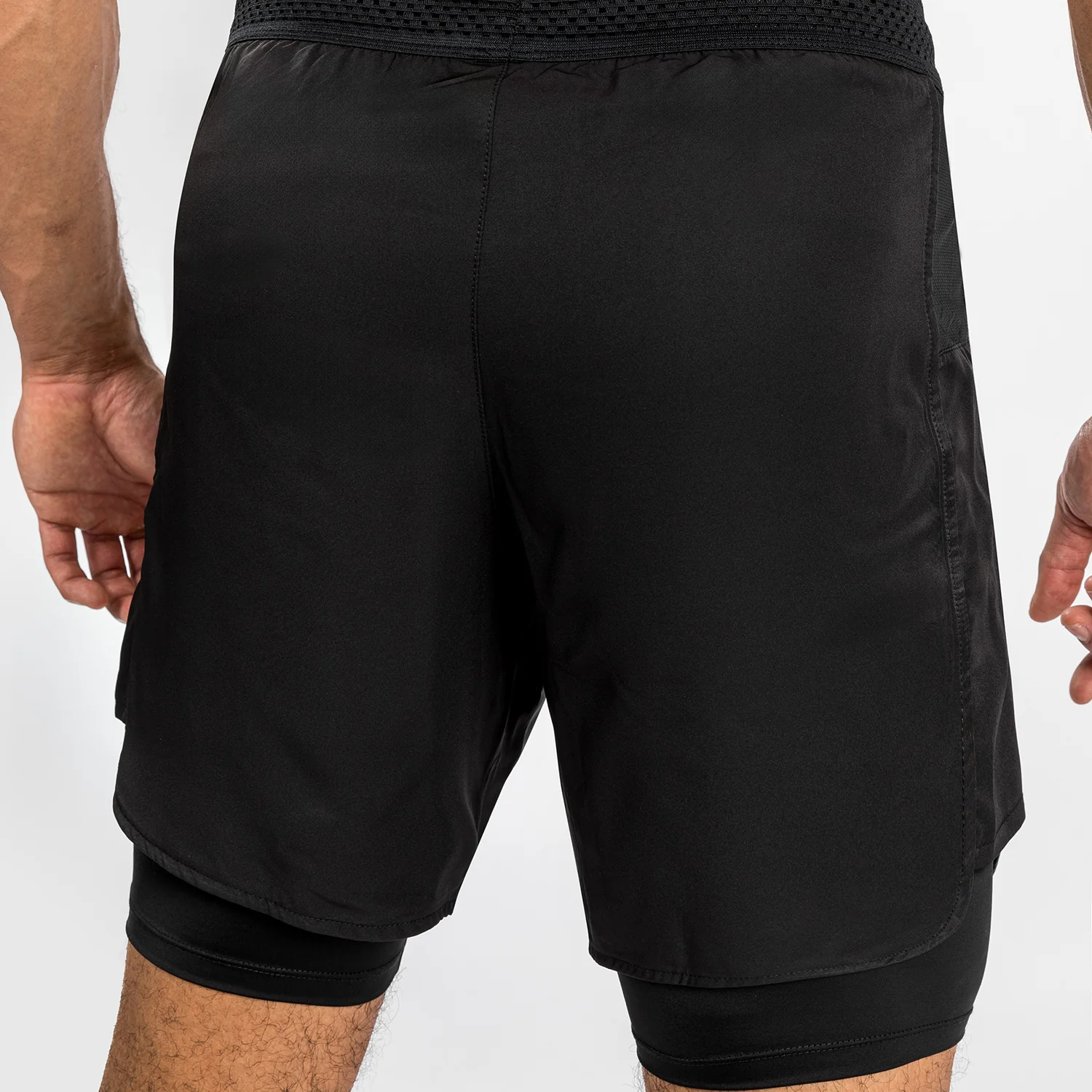 Venum Attack Pantalones Cortos de Lucha para Hombre - Negro - Image 5
