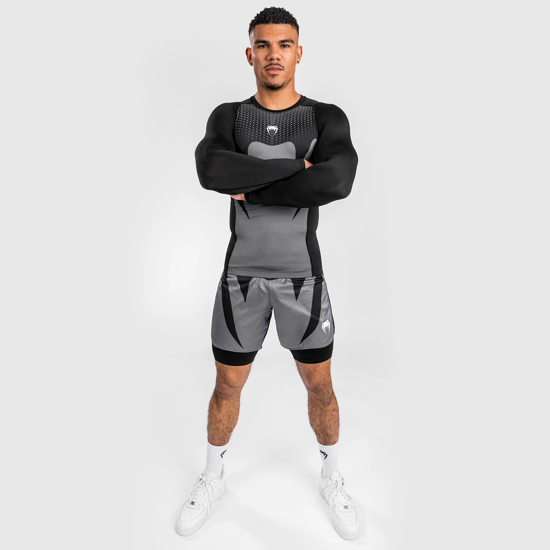 Venum Attack Rashguard de Manga Larga para Hombre - Negro/Gris - Image 7