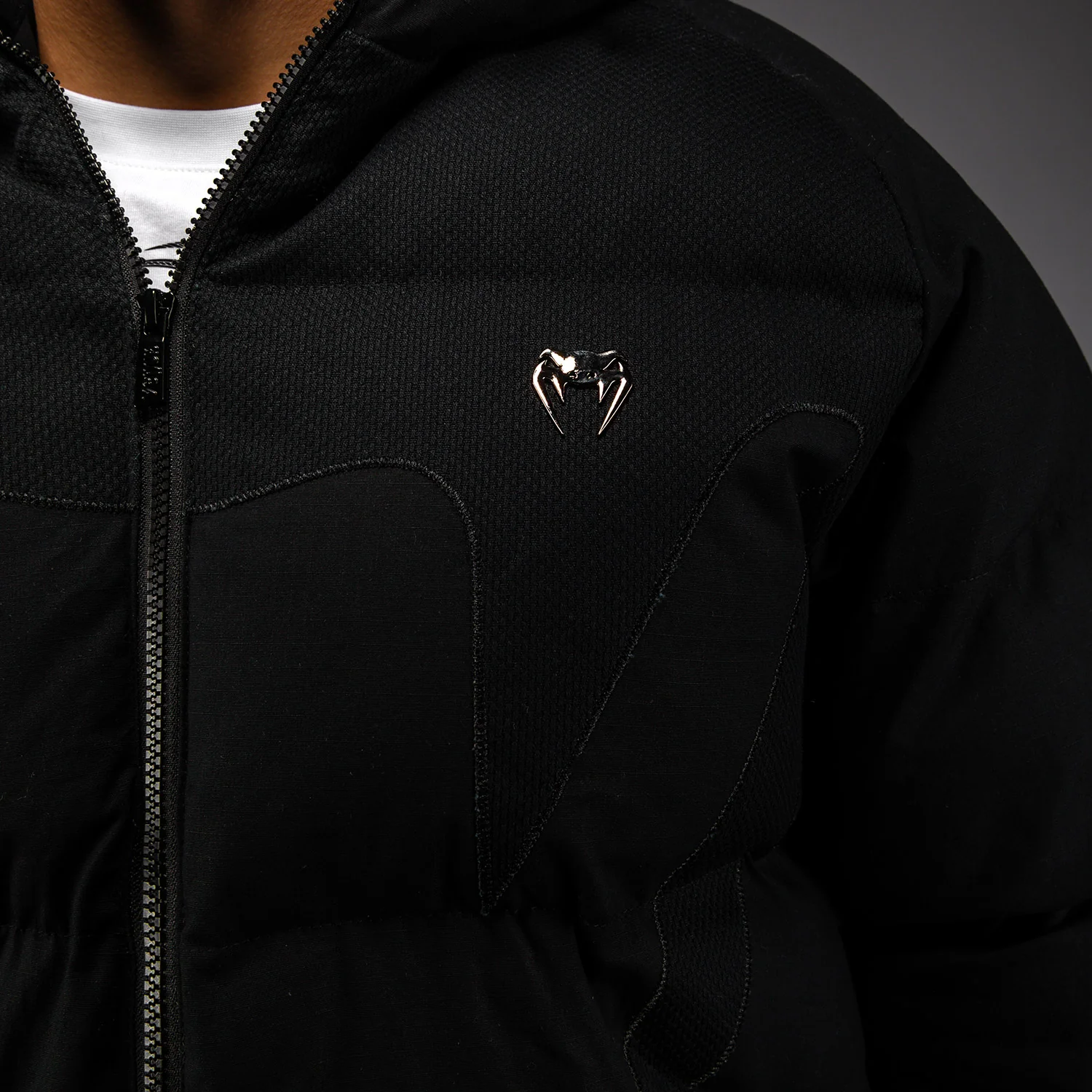 Venum Attack Urban Gi Chaqueta de Plumón – Negro - Image 7