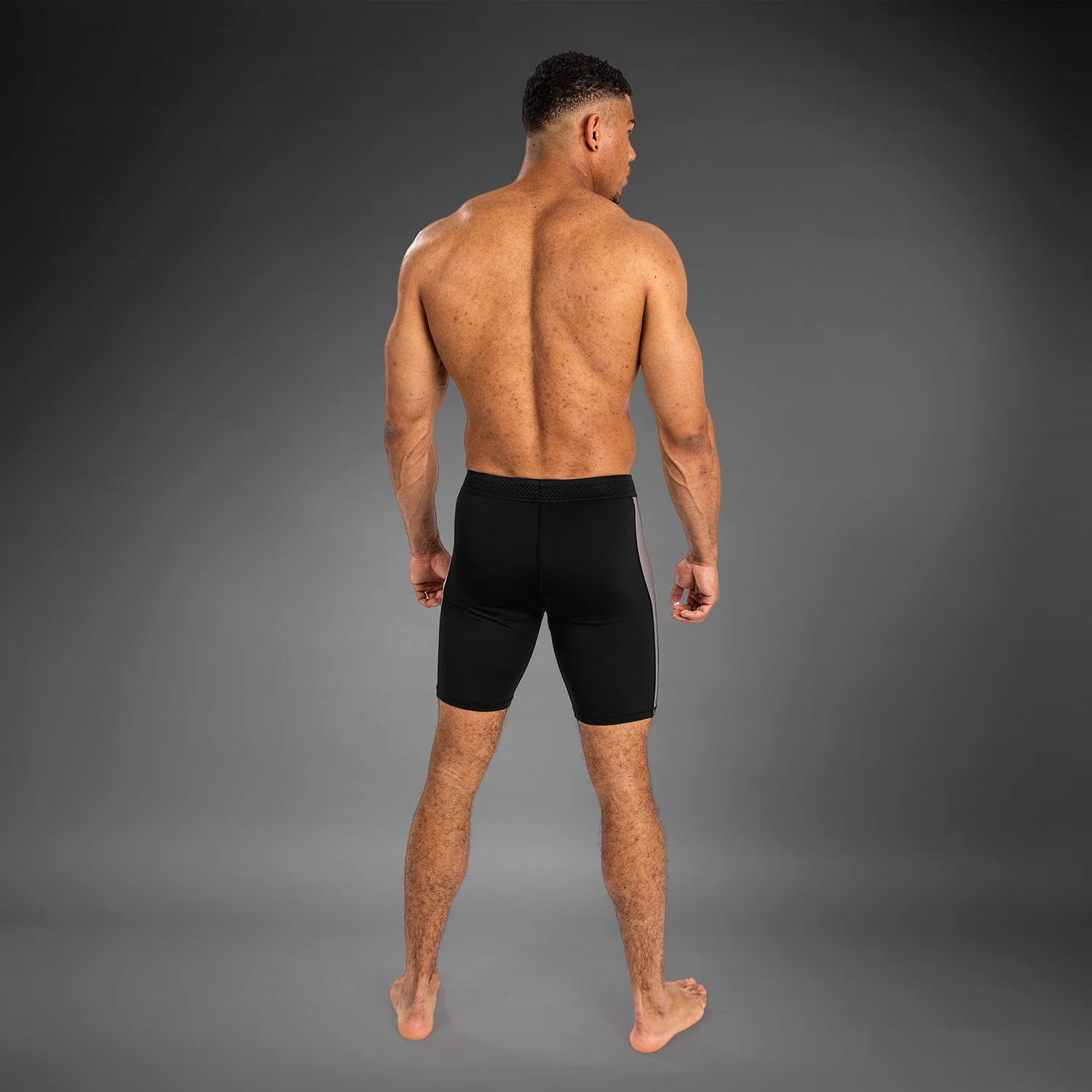 Venum Attack Vale Tudo Short para Hombre - Negro - Image 5