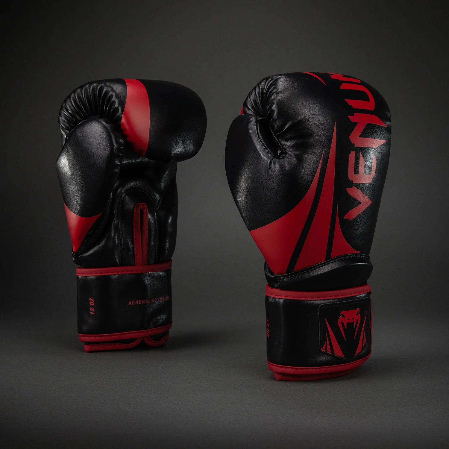 Venum Challenger 2.5 Guantes de Boxeo – Negro/Rojo - Image 2