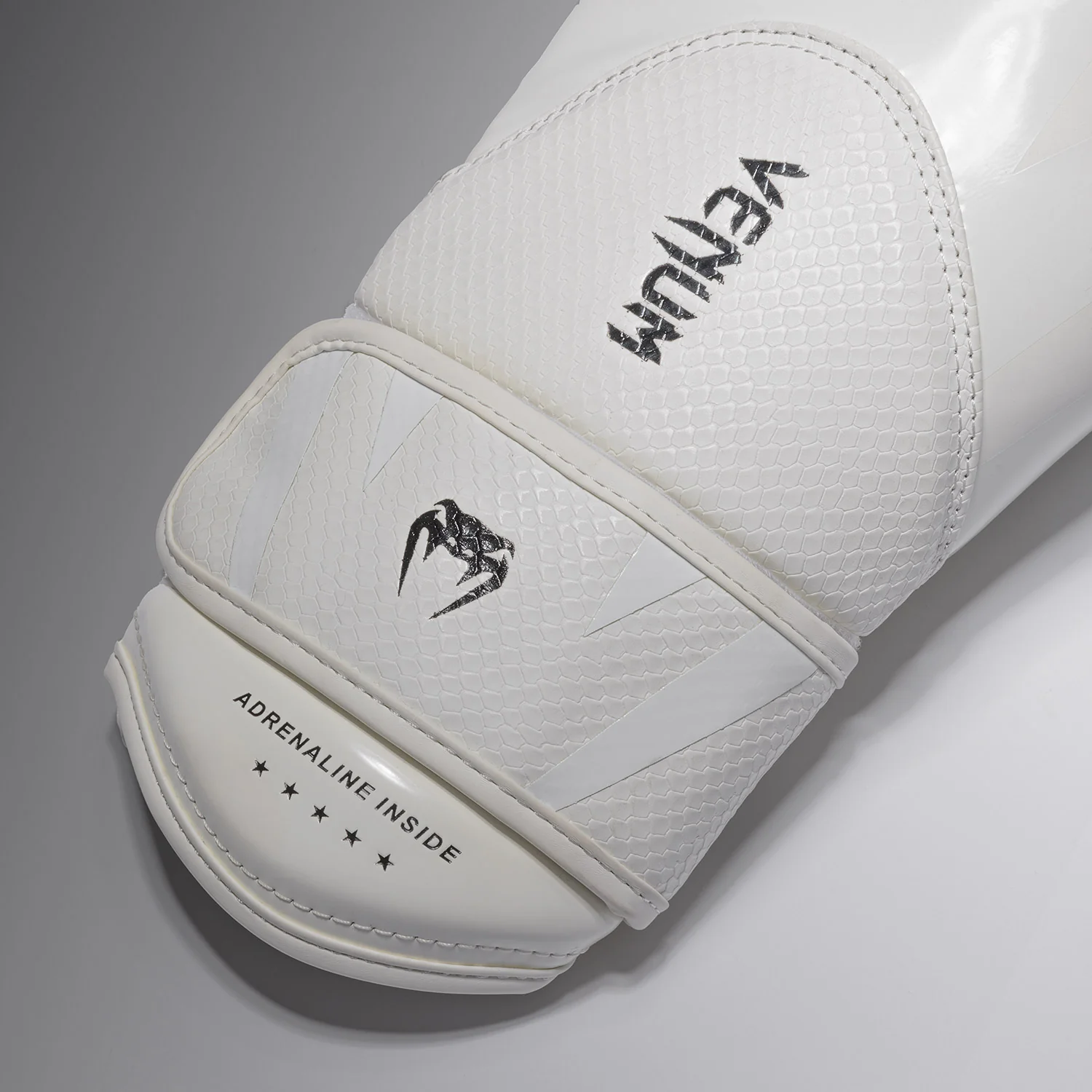 Venum Challenger 4.0 Scales Guantes de Boxeo – Marfil - Image 4