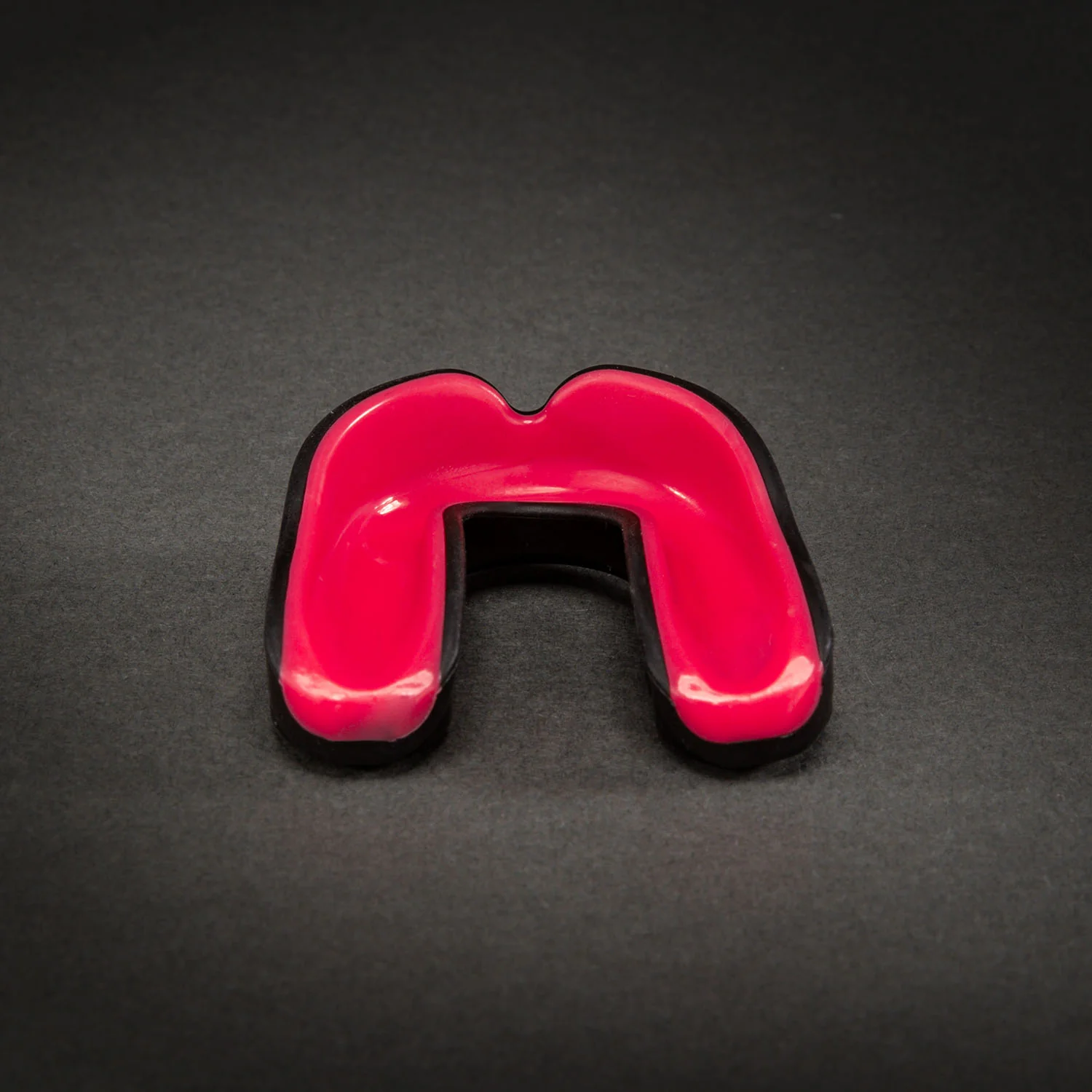 Venum Challenger Protector Bucal – Negro/Frambuesa - Image 4