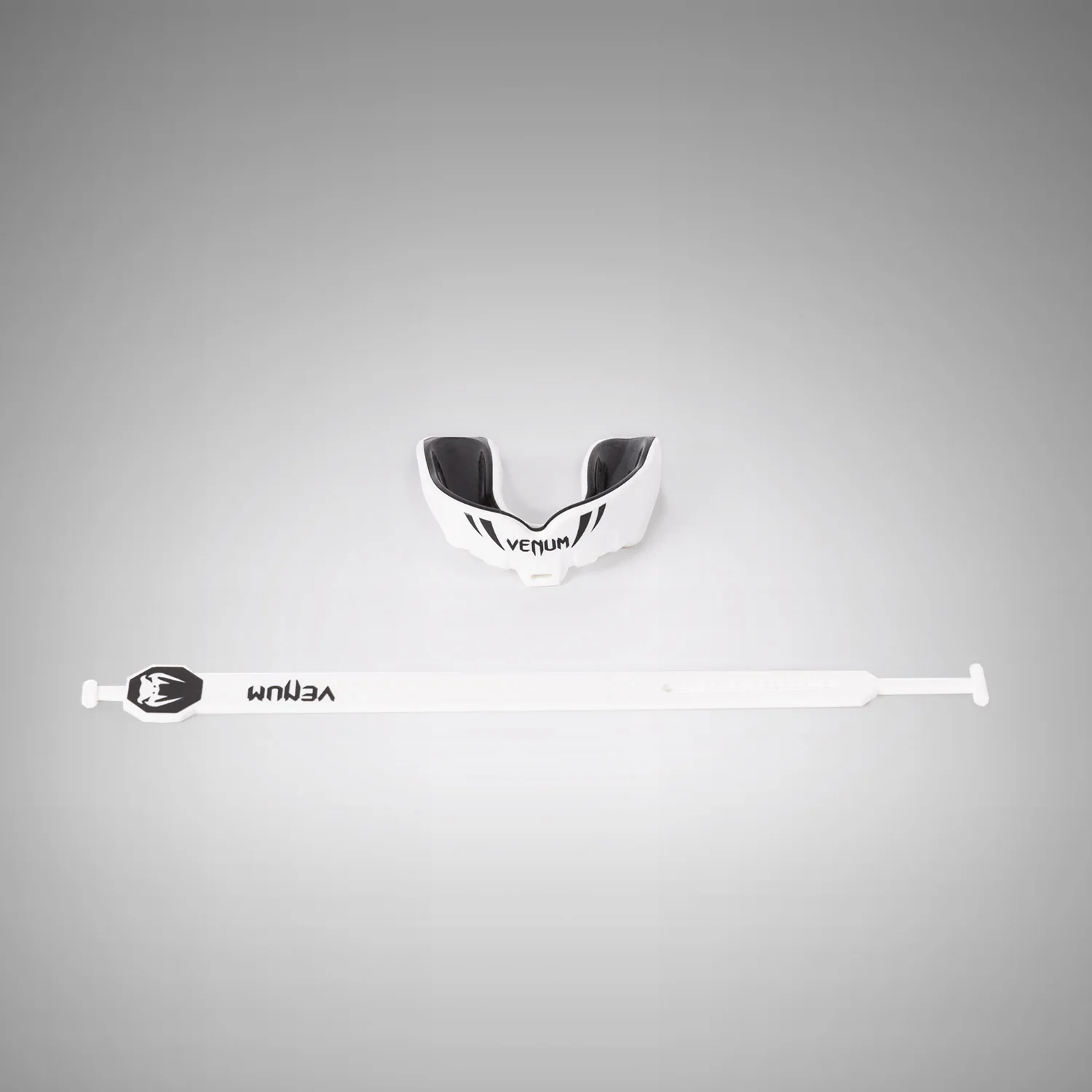 Venum Challenger Protector Bucal Niños con Correa/Sin Correa - Blanco/Negro - Image 2