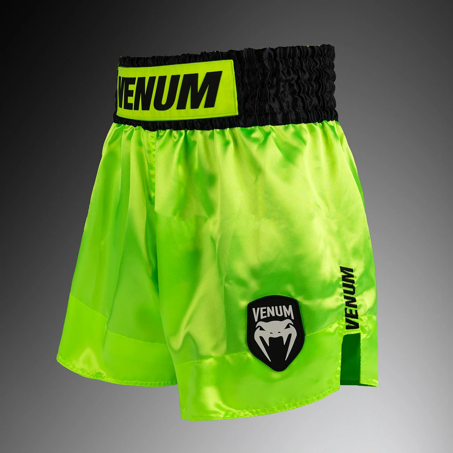 Venum Classic Evo Pantalones Cortos Muay Thai - Amarillo Neón/Negro - Image 2