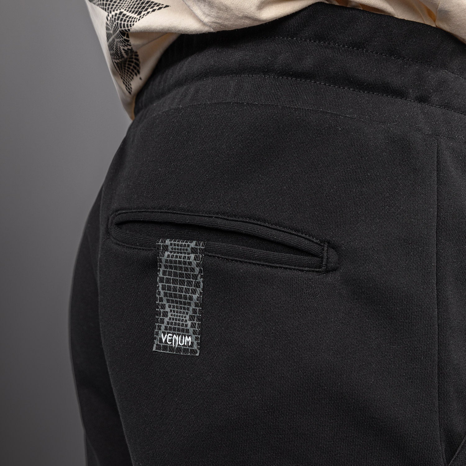 Venum Classic Fleece Short de Algodón - Negro - Image 6