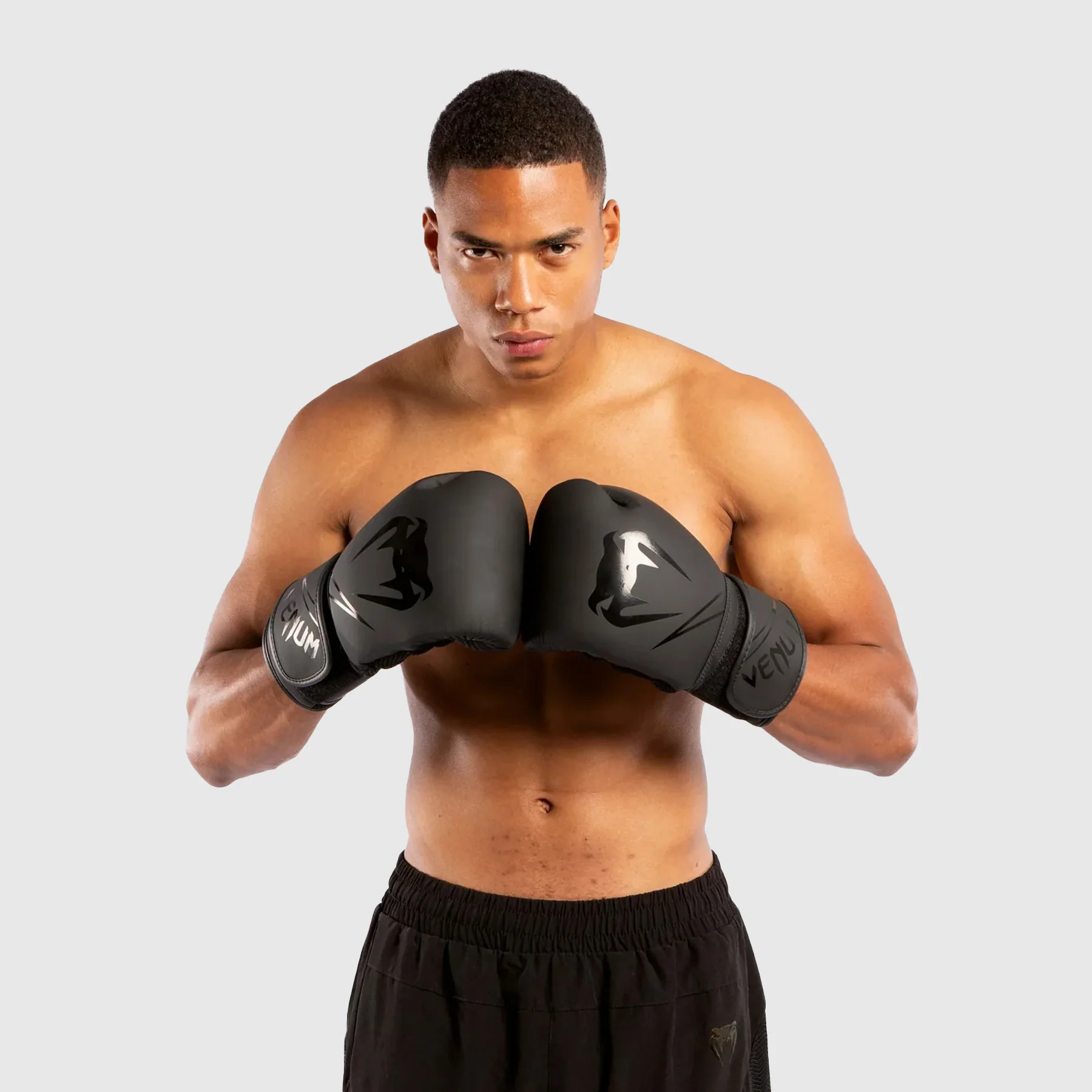 Venum Classic Guantes de boxeo - Negra Edición WLMT - Image 4