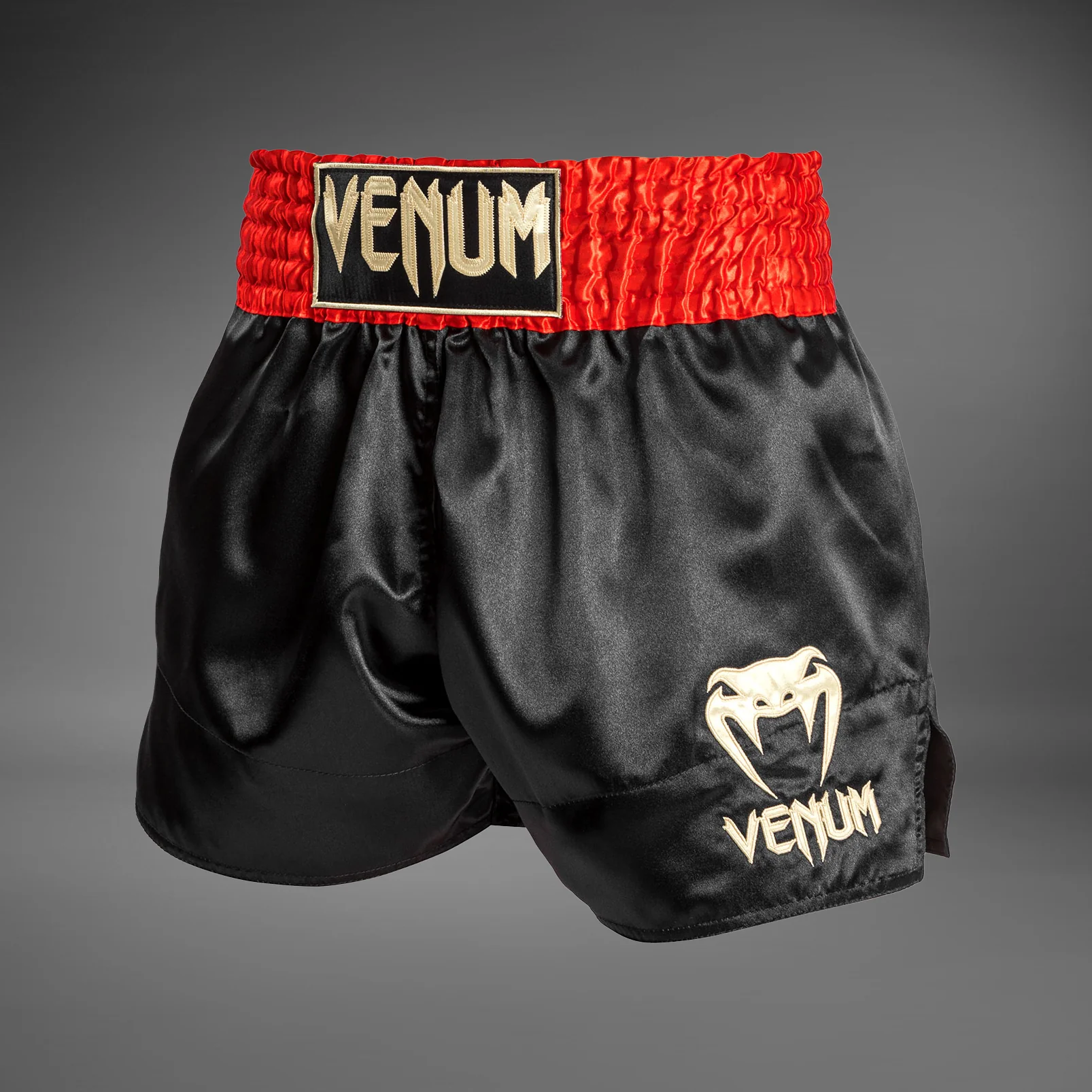 Venum Classic Muay Thai Short Rojo/Negro/Oro - Image 3