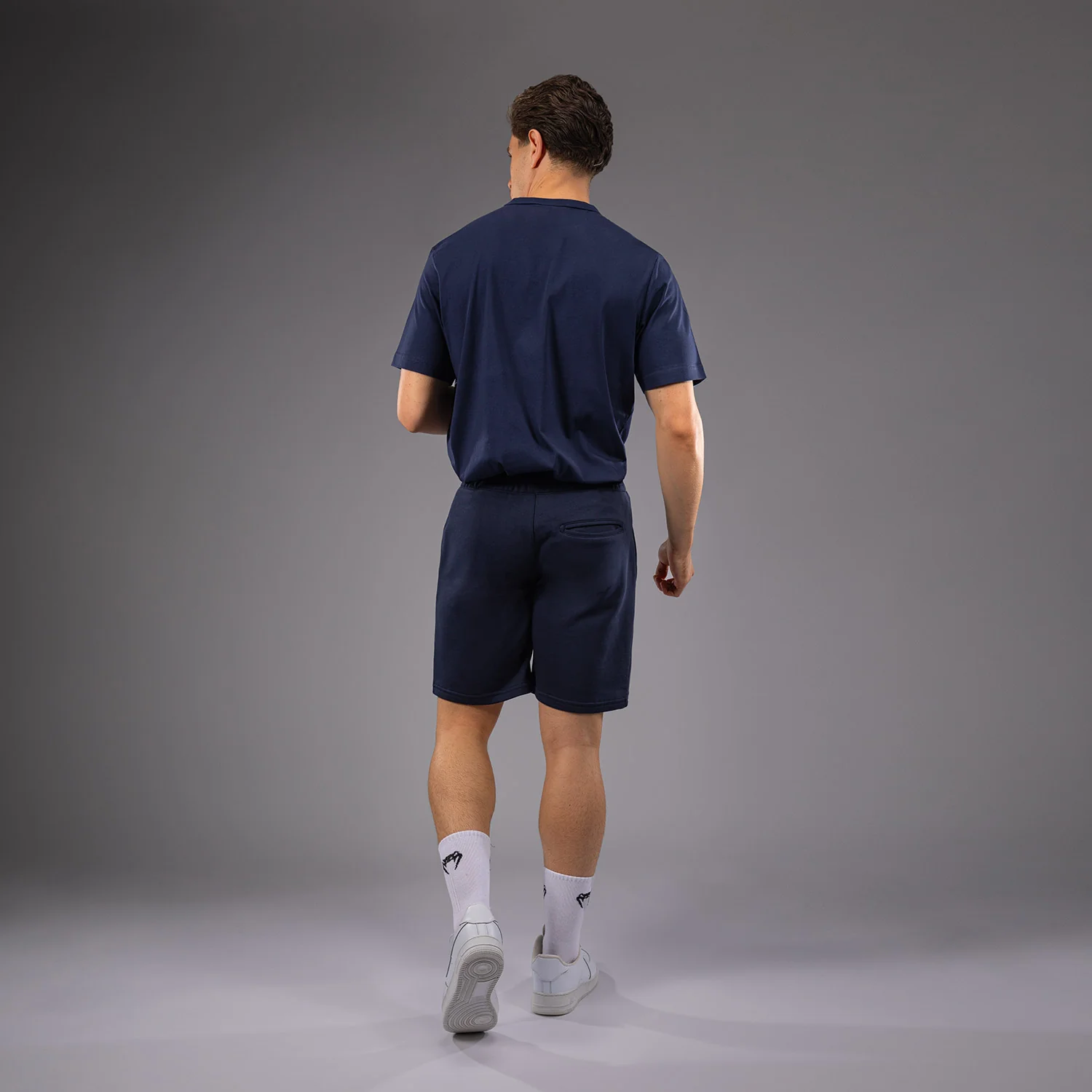 Venum Classic Pantalones Cortos Clásicos - Azul Marino - Image 6
