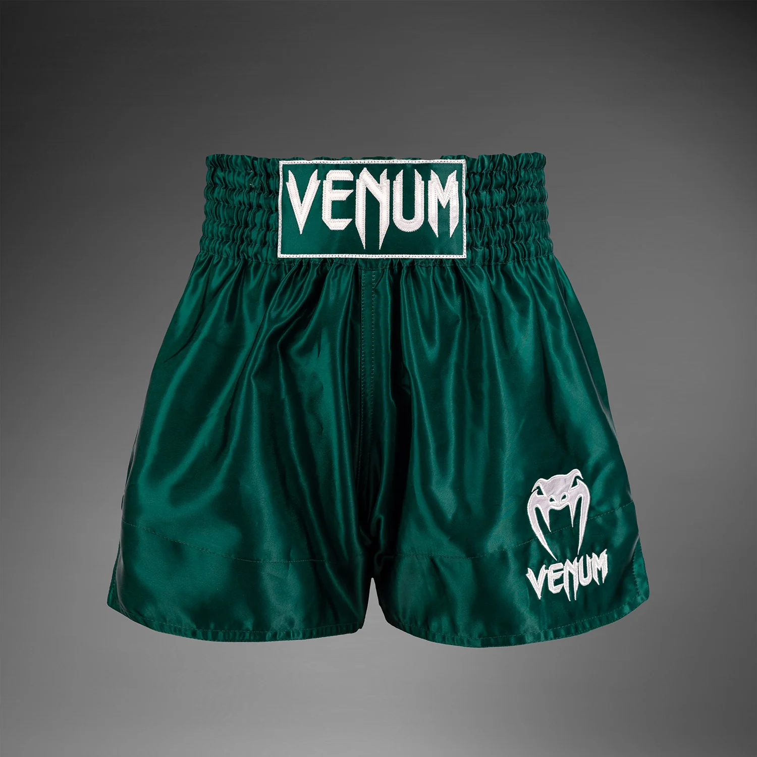 Venum Classic Pantalones Cortos de Muay Thai - Verde bosque