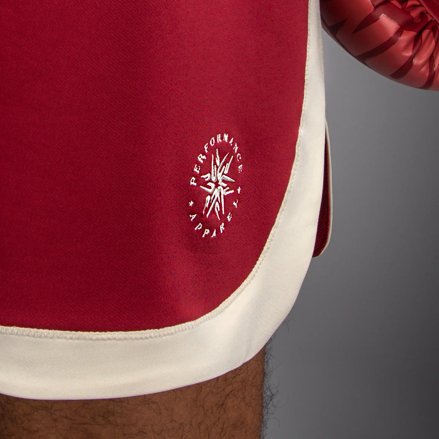 Venum Classic Short de Boxeo – Rojo Rubí/Marfil - Image 4