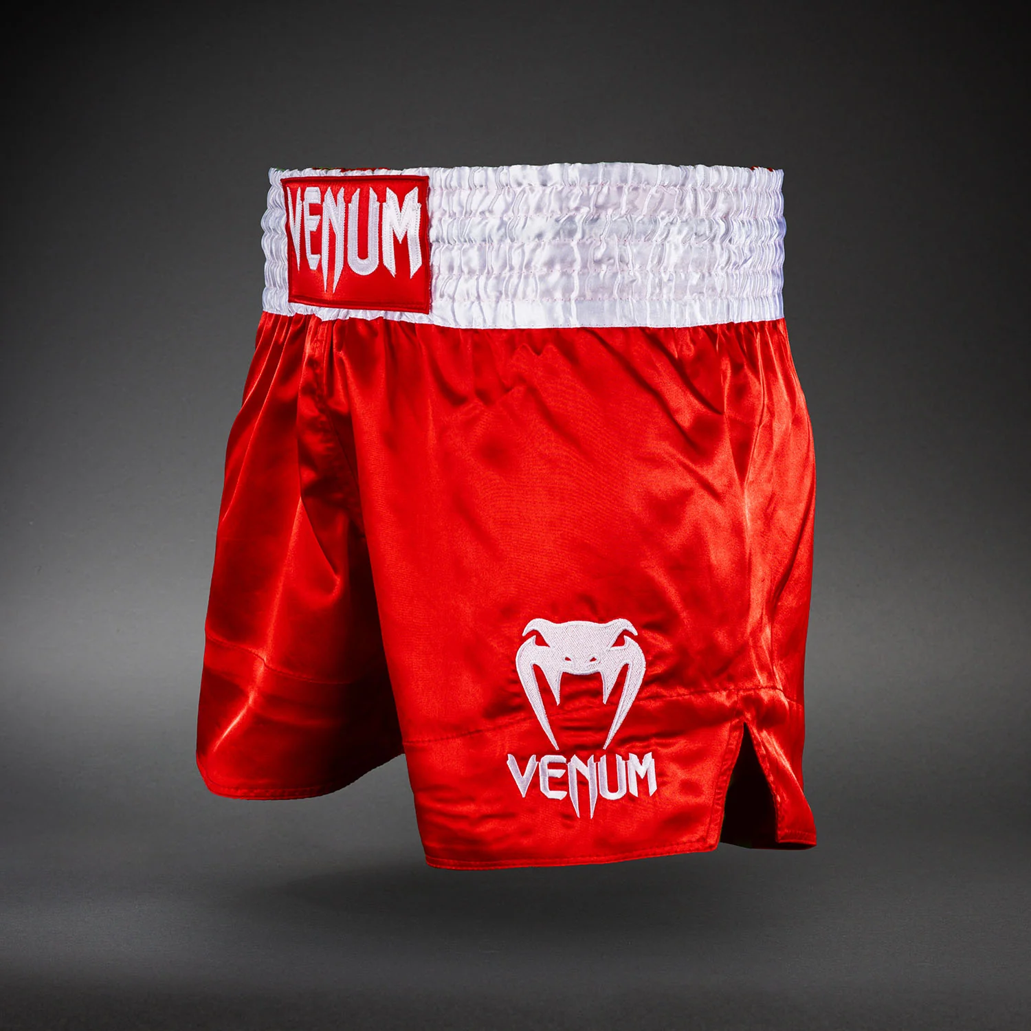 Venum Classic Short de Muay Thai – Rojo - Image 2