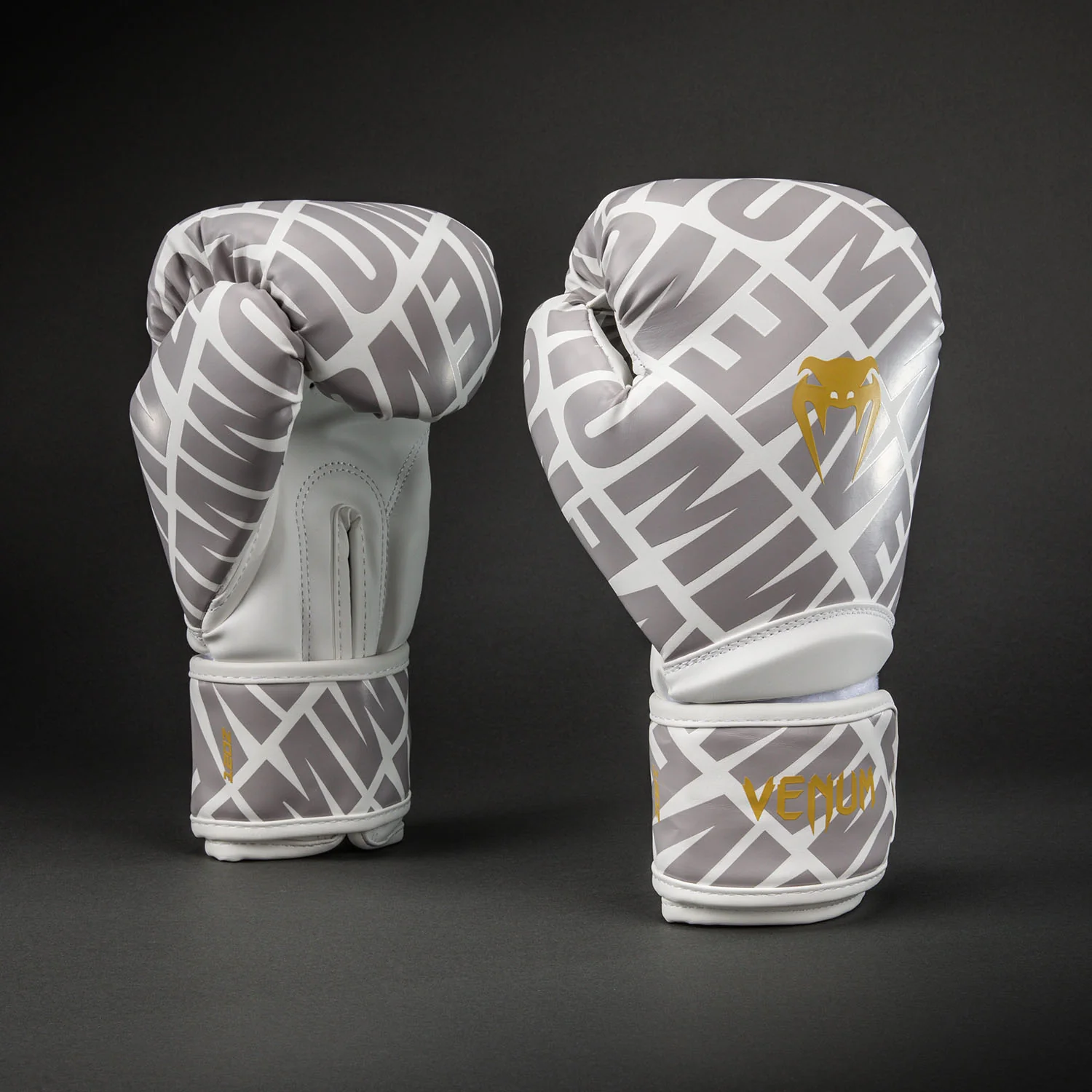 Venum Contender 1.5 XT 3D Guantes de Boxeo – Blanco/Oro - Image 2
