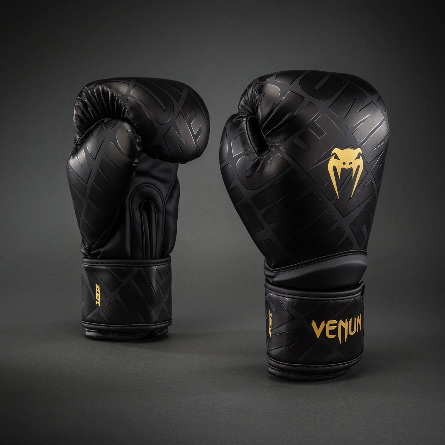 Venum Contender 1.5 XT 3D Guantes de Boxeo – Negro/Oro - Image 2
