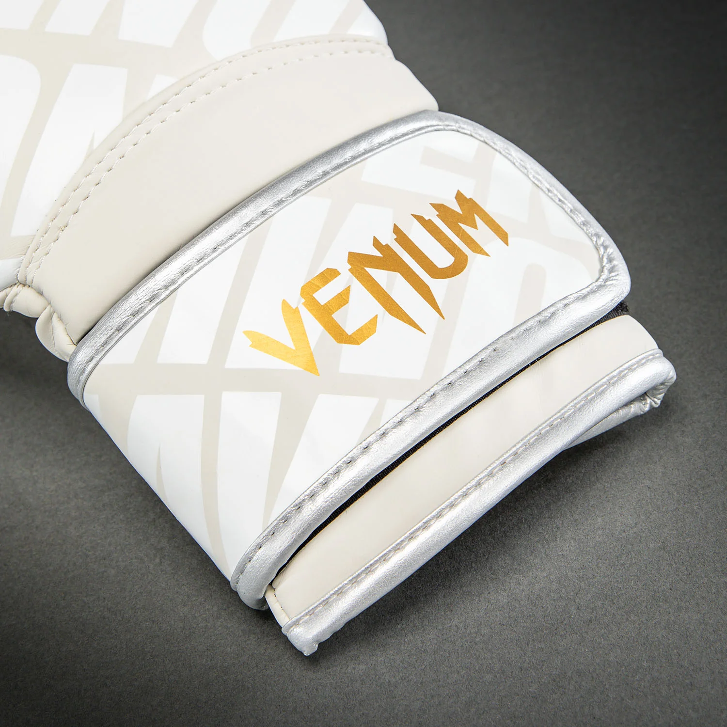 Venum Contender 1.5XT Guantes de Boxeo - Beige Claro/Cream Blanco - Image 3